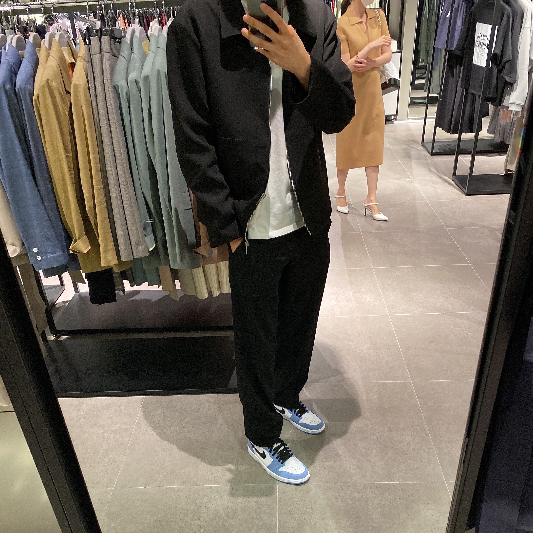 Jordan 1 Retro High OG University Blue 착용 스타일