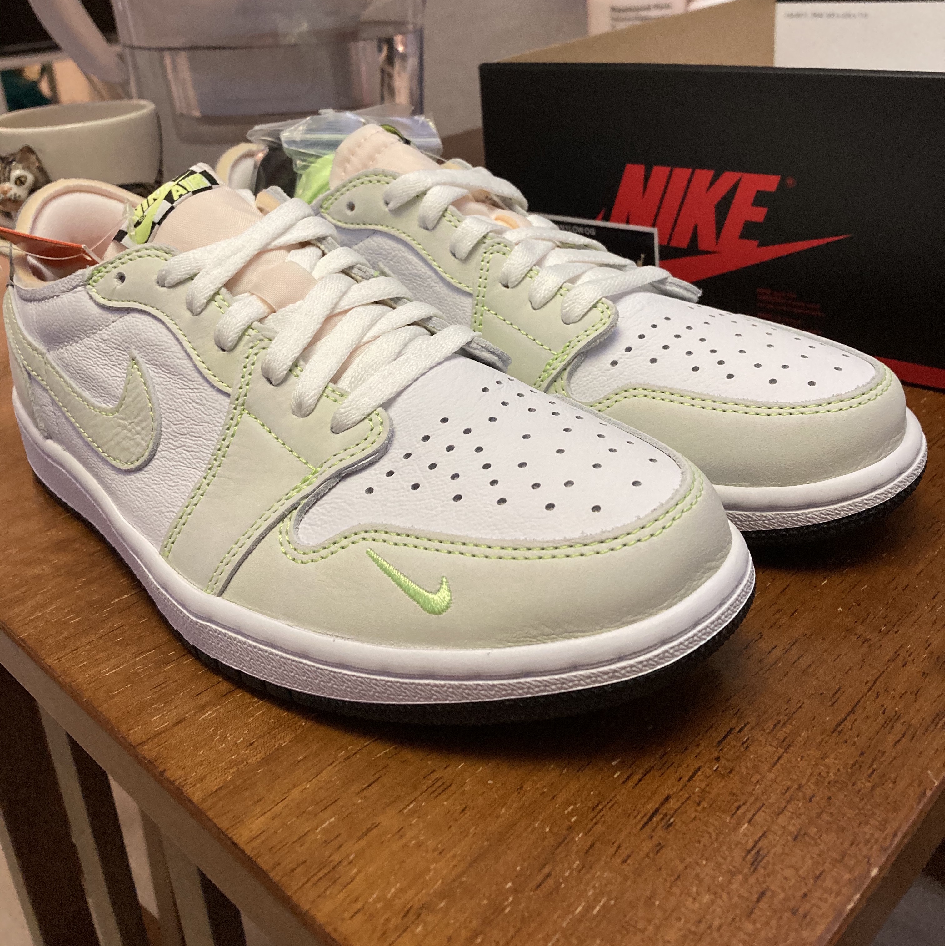 Jordan 1 Low OG Ghost Green 착용 스타일 - 1