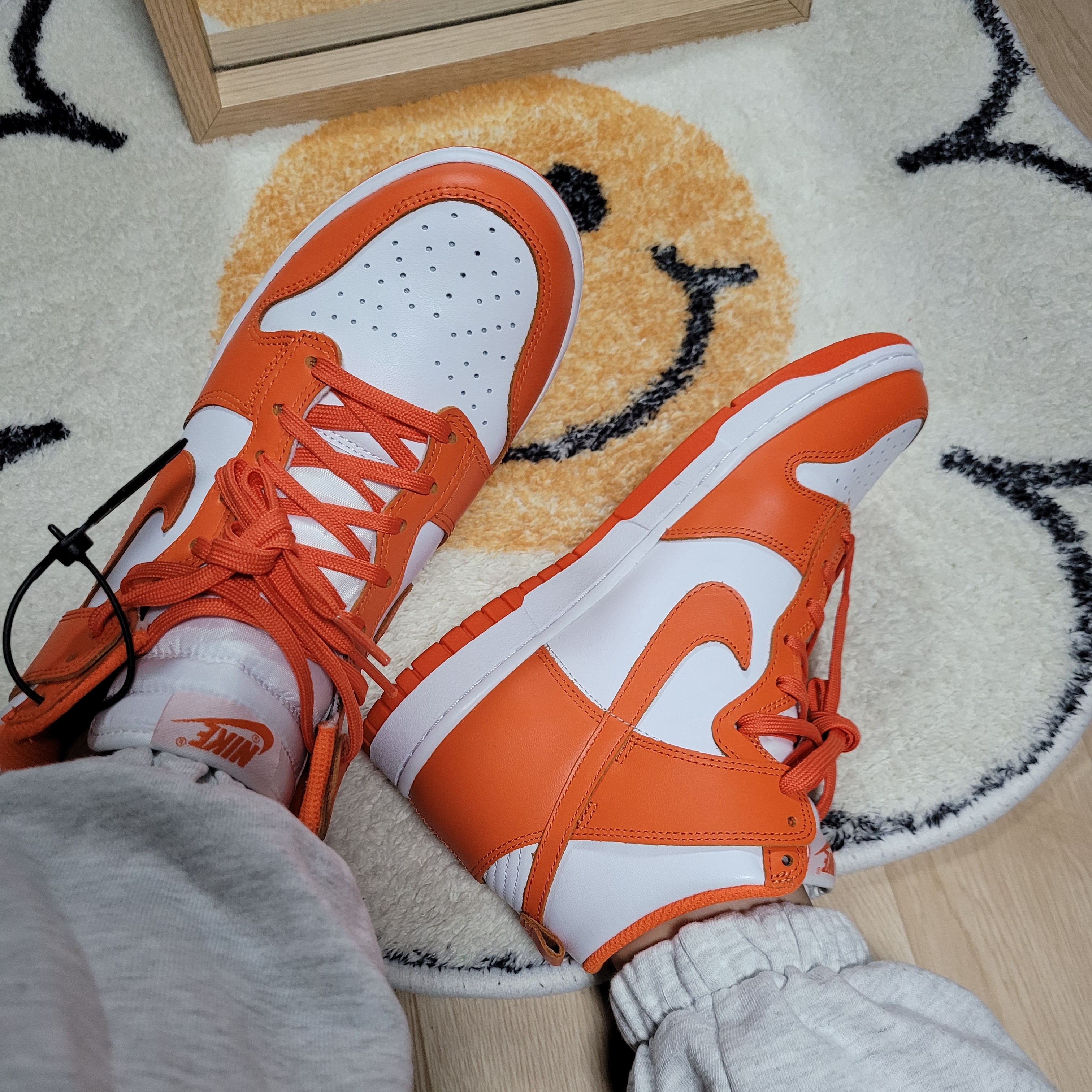 (W) Nike Dunk High Orange Blaze ์ฐฉ์ฉ ์คํ์ผ