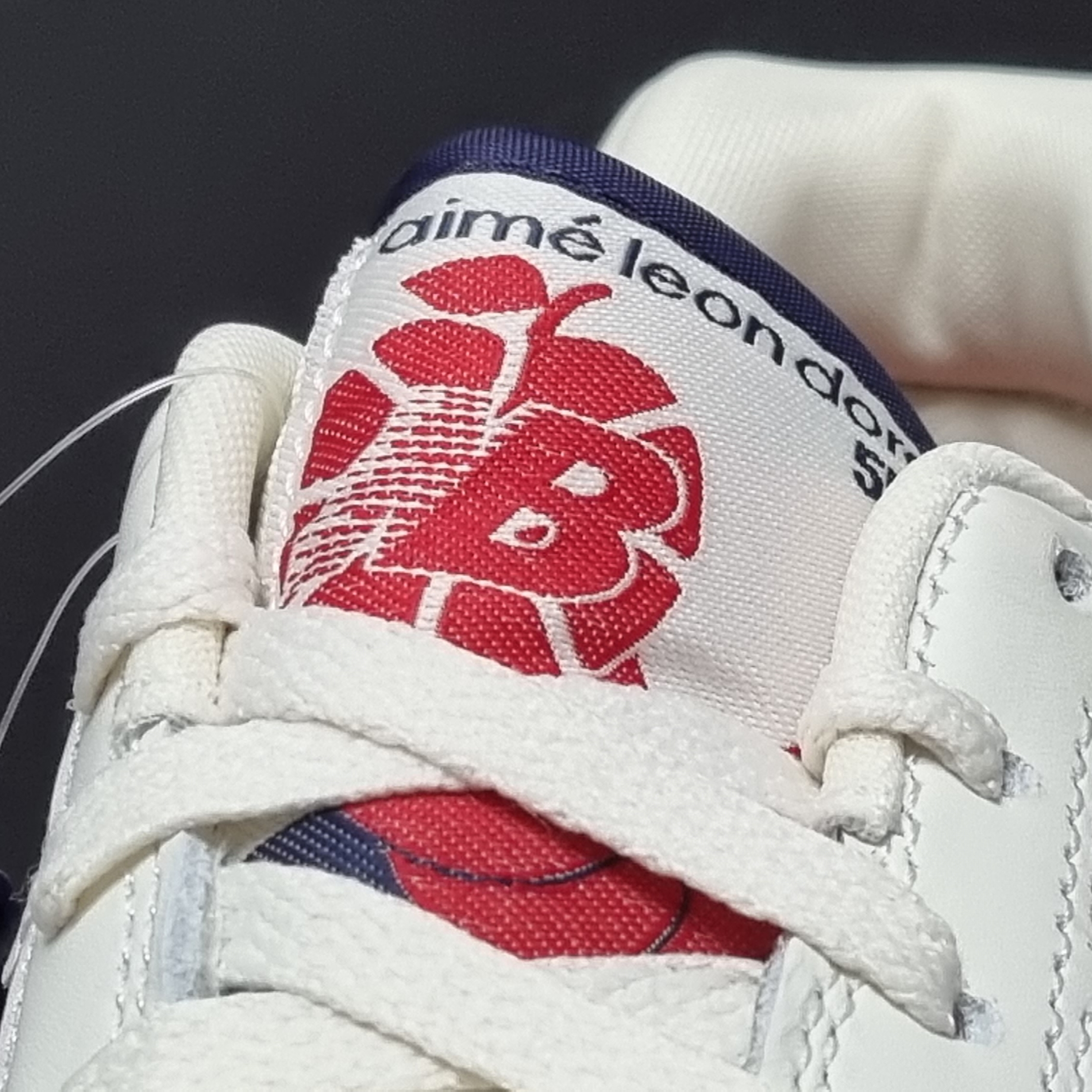 New Balance x Aime Leon Dore 550 Navy Red 착용 스타일 - 2