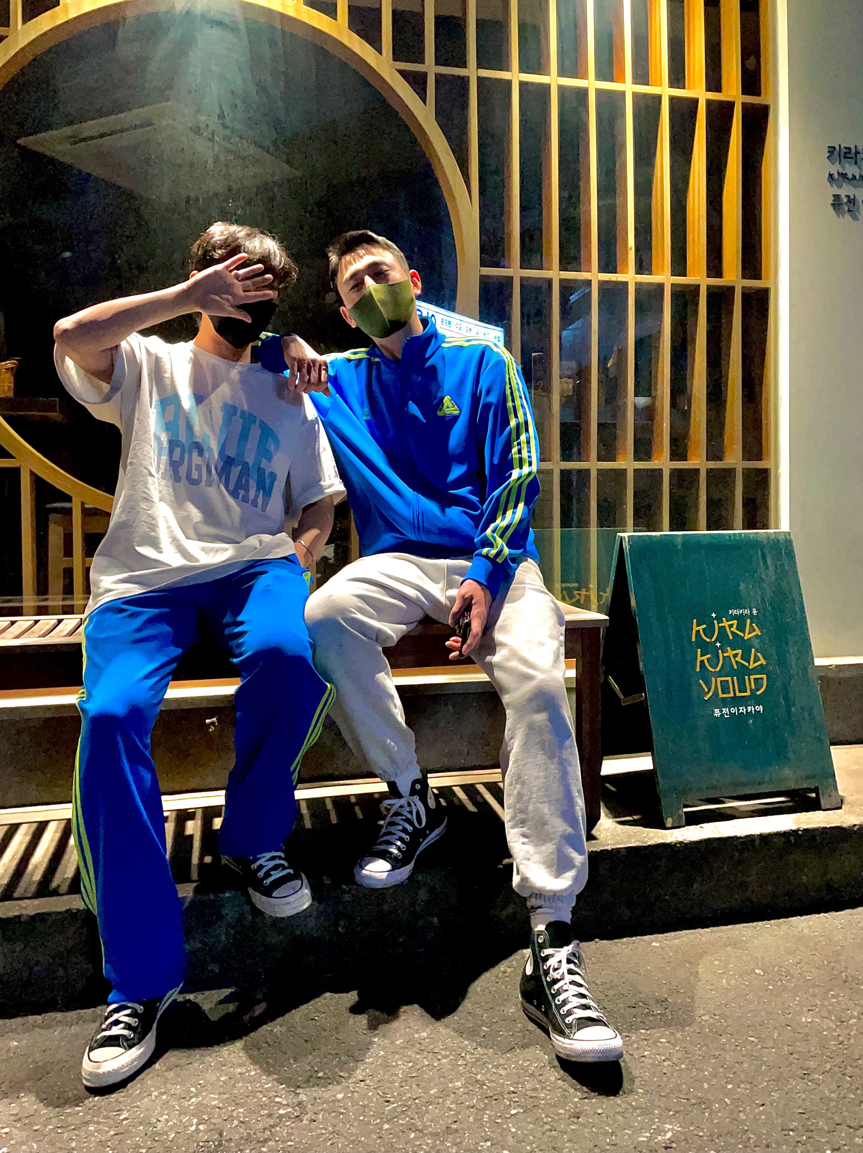Palace x Adidas Firebird Track Pants Blue - 20FW, Palace x Adidas Firebird Track Top Blue - 20FW 착용 스타일