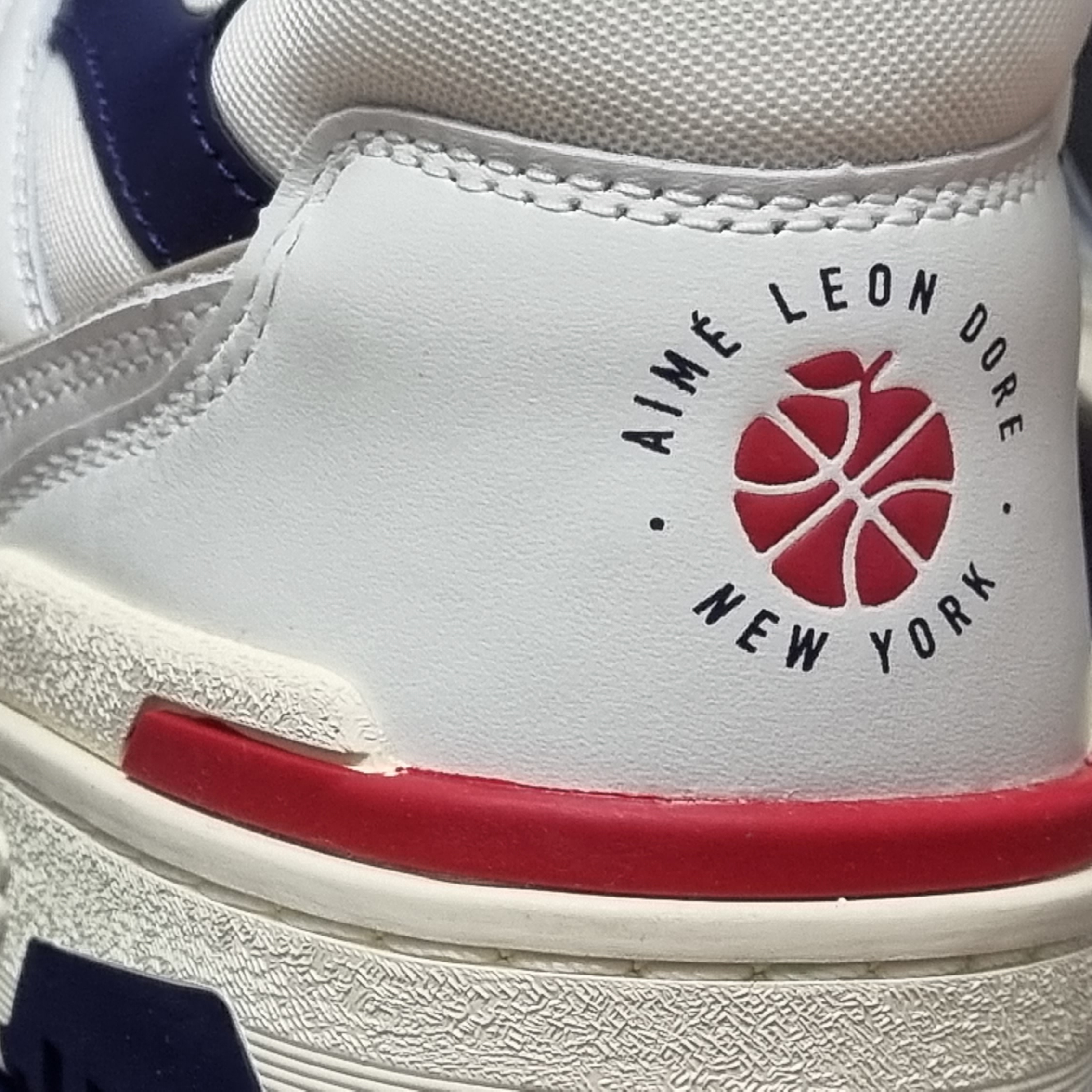 New Balance x Aime Leon Dore 550 Navy Red 착용 스타일 - 3