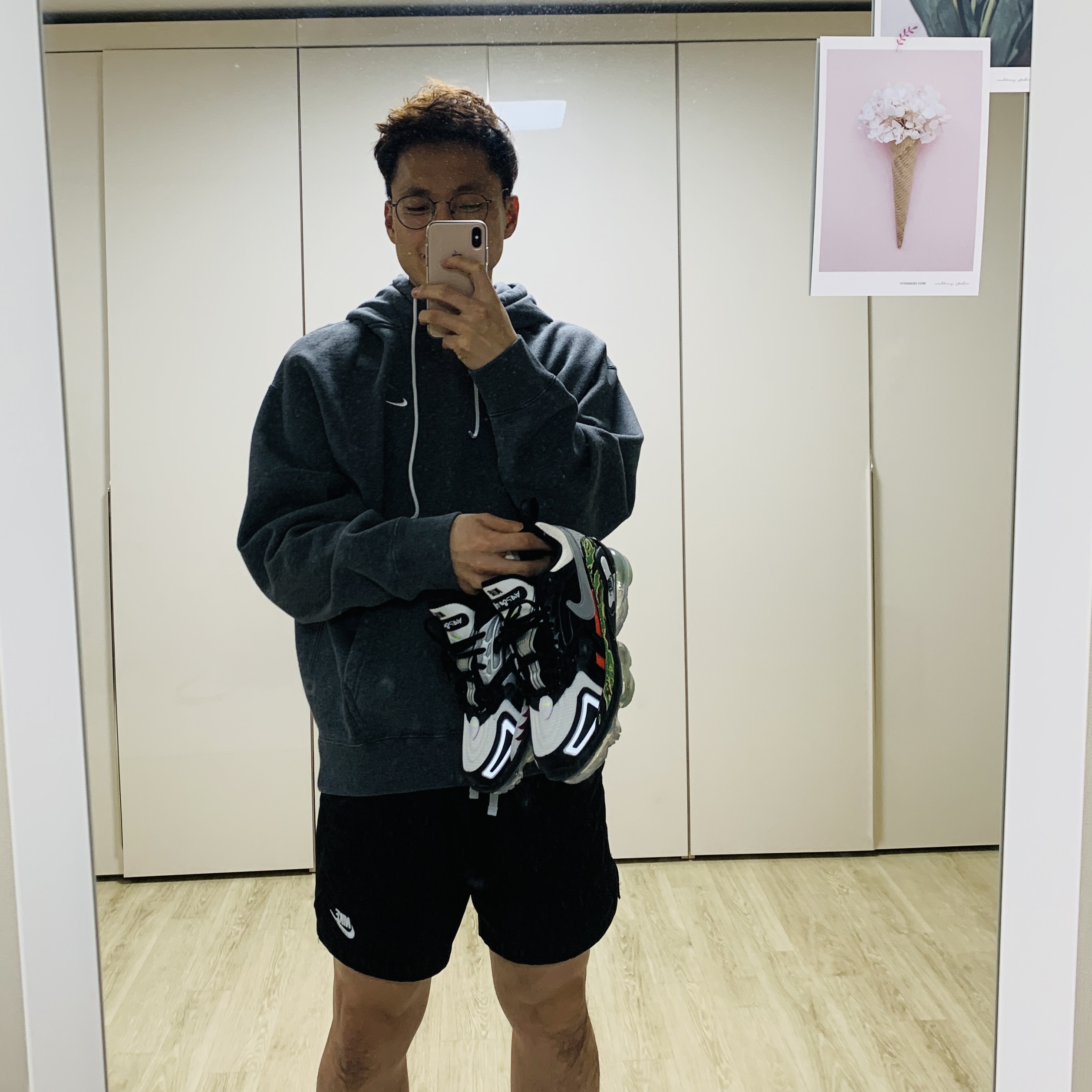 Nike Air VaporMax EVO NRG Collecter's Closet, Nike M NRG Hoodie Wash Charcoal Heather 착용 스타일