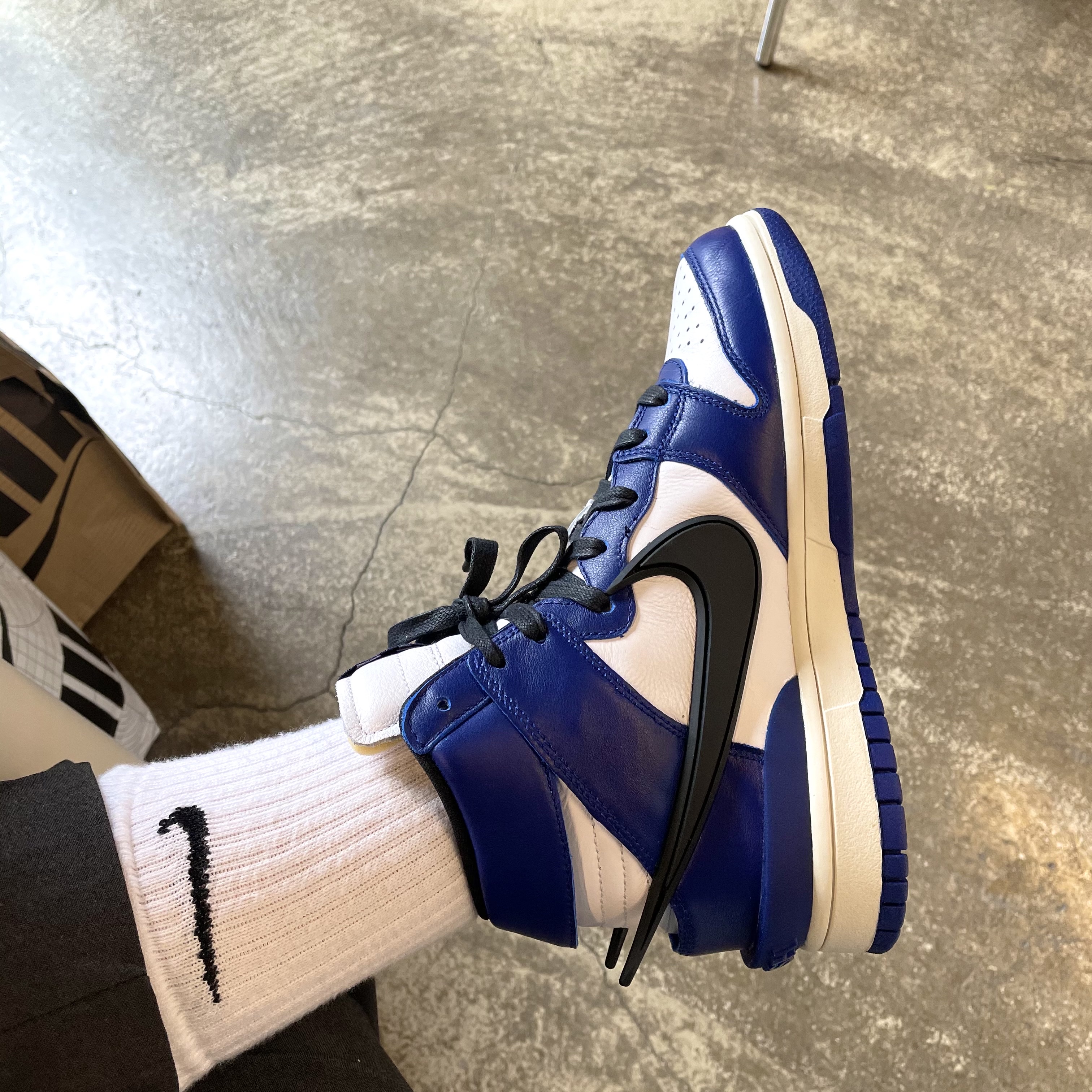 Nike x Ambush Dunk High Deep Royal Blue 착용 스타일 - 2