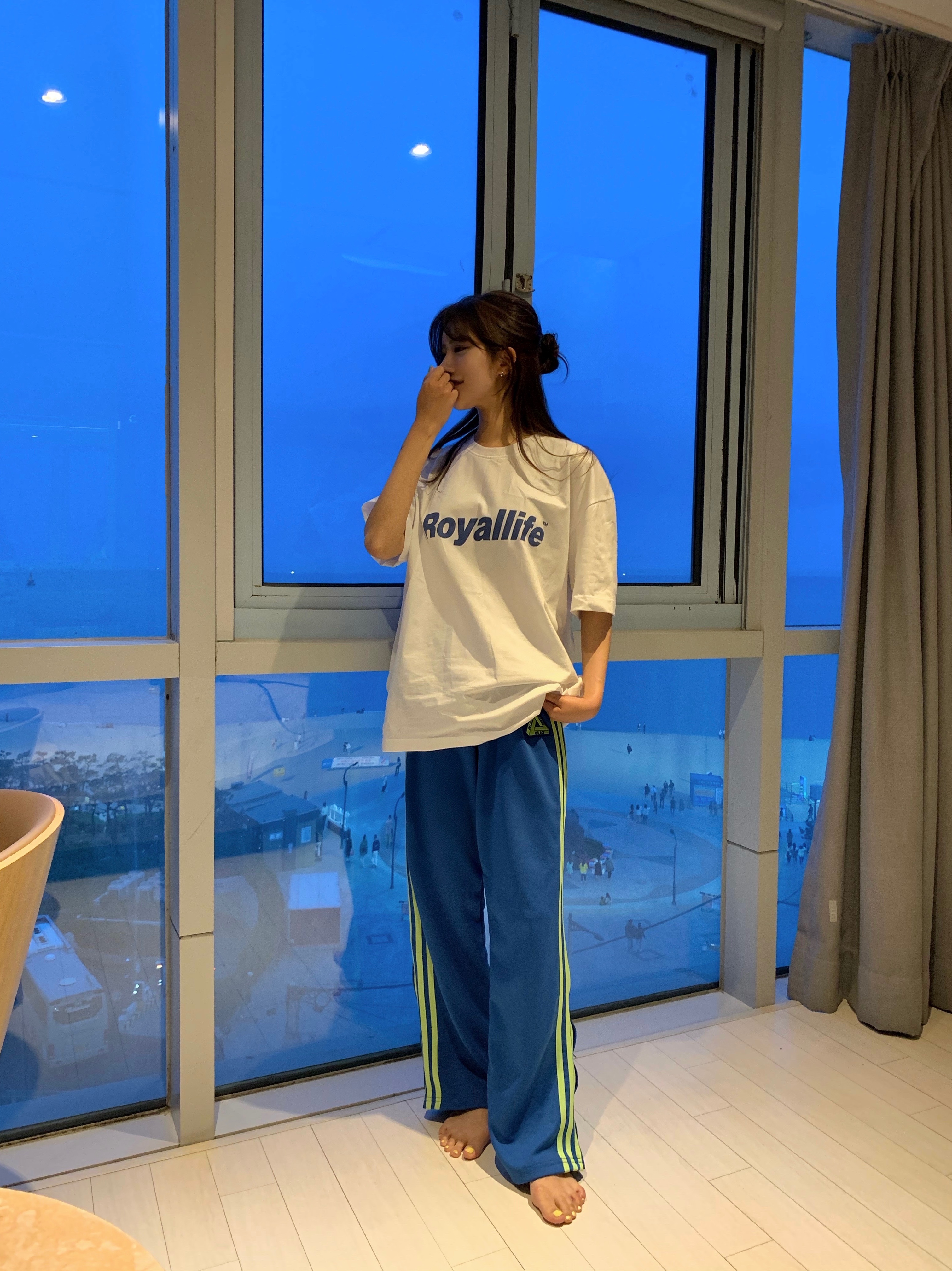 Palace x Adidas Firebird Track Pants Blue - 20FW 착용 스타일 - 2