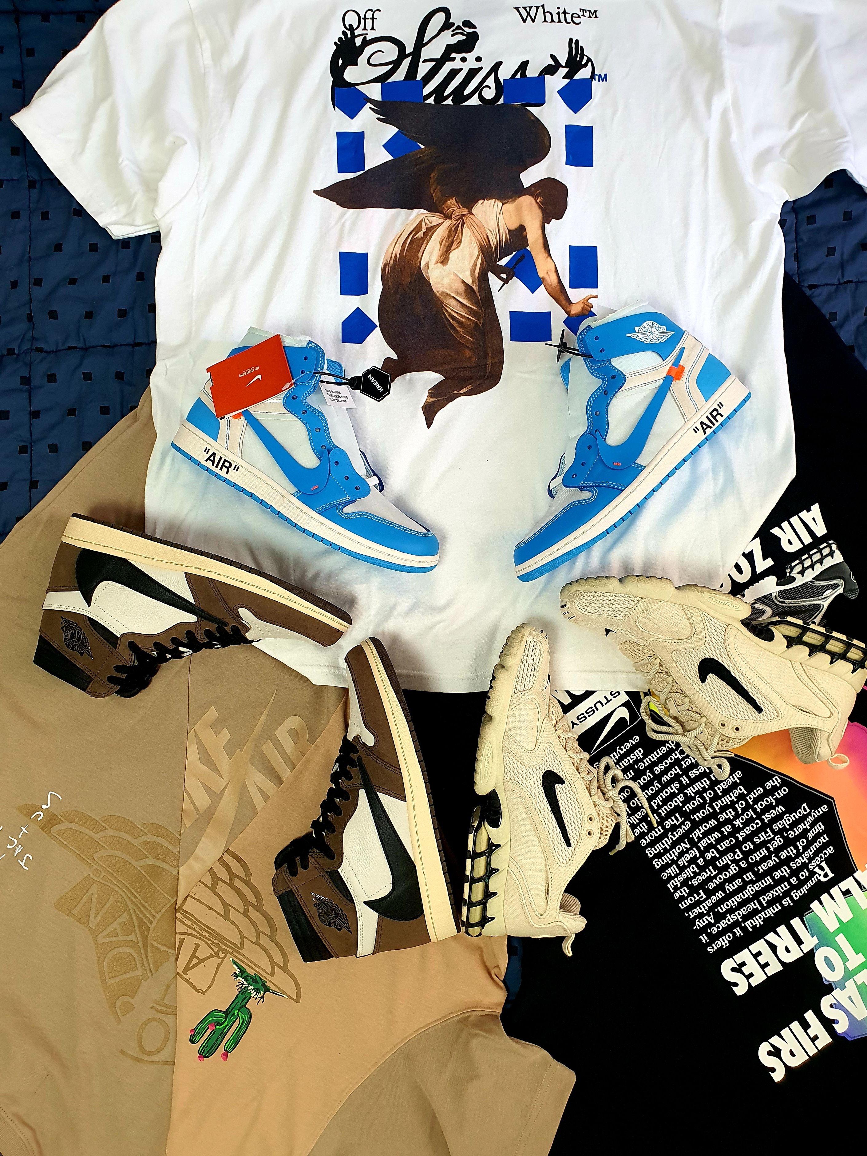 Jordan 1 x Off-White Retro High University Blue, Stussy x Off-White 40 WT T-Shirt 착용 스타일