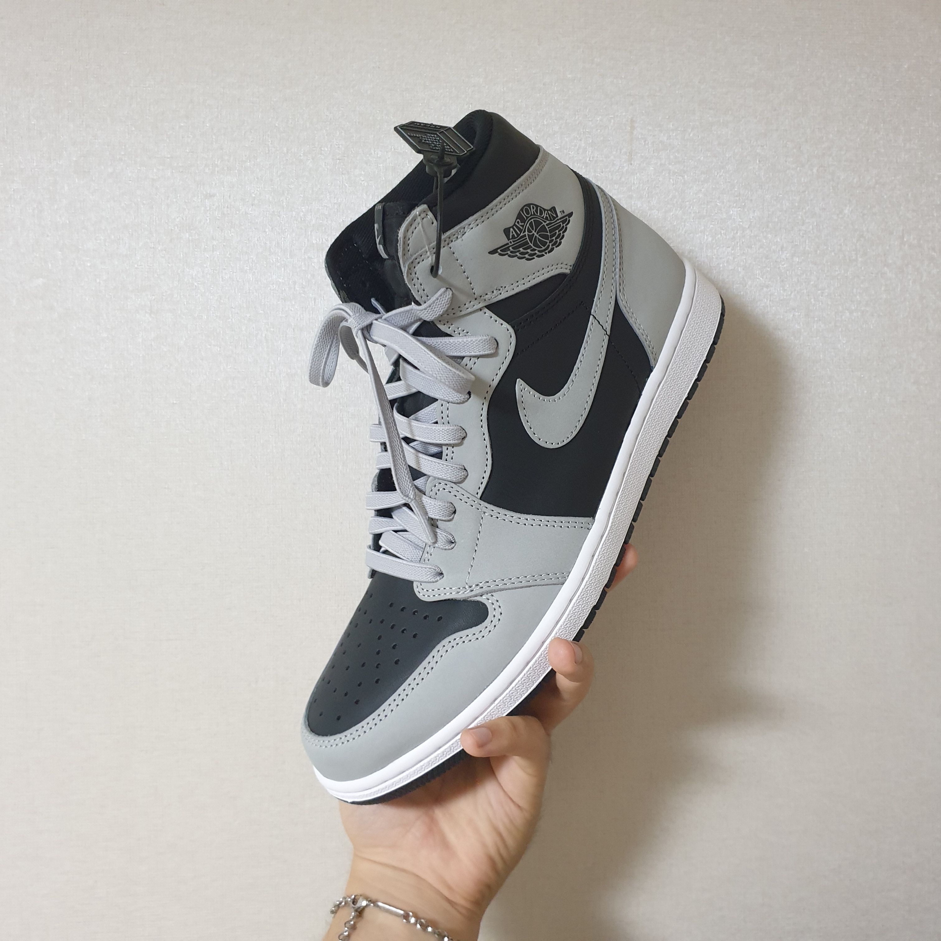 Jordan 1 Retro High OG Shadow 2.0 착용 스타일 - 2