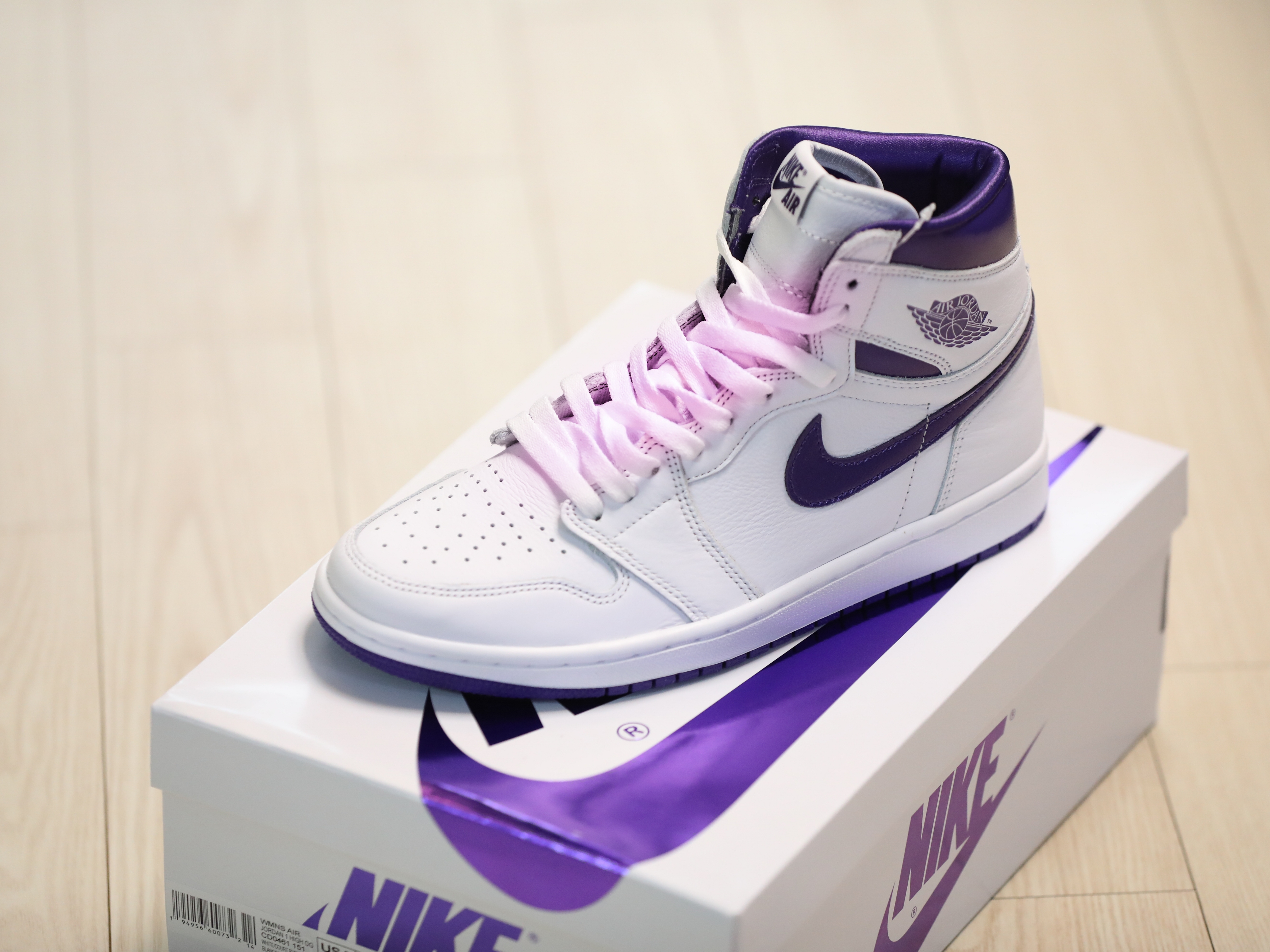 (W) Jordan 1 High OG Court Purple 착용 스타일 - 1