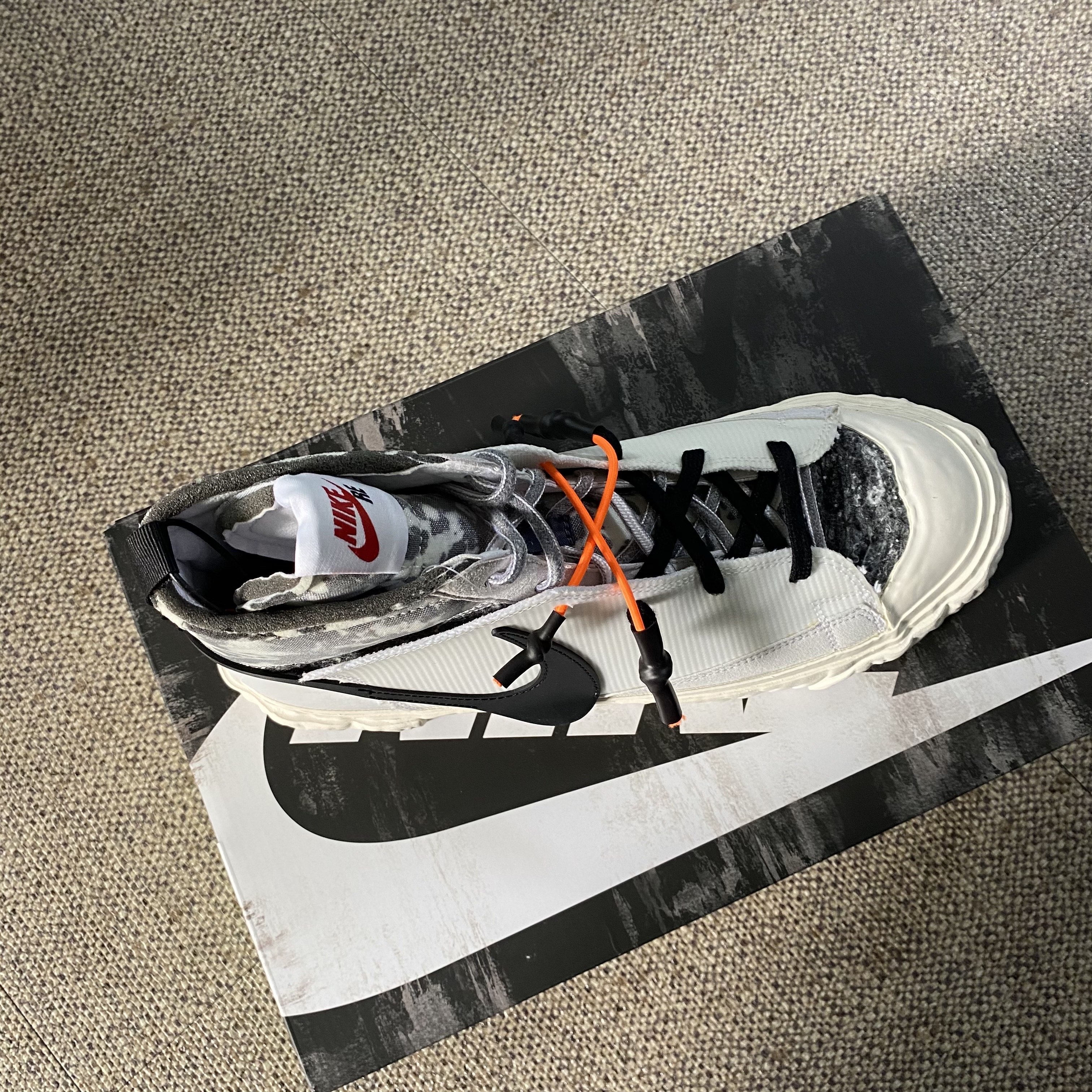 Nike x Readymade Blazer Mid White 착용 스타일 - 4