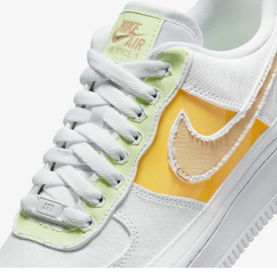 (W) Nike Air Force 1 '07 PRM Tear Away Arctic Punch 착용 스타일 - 1