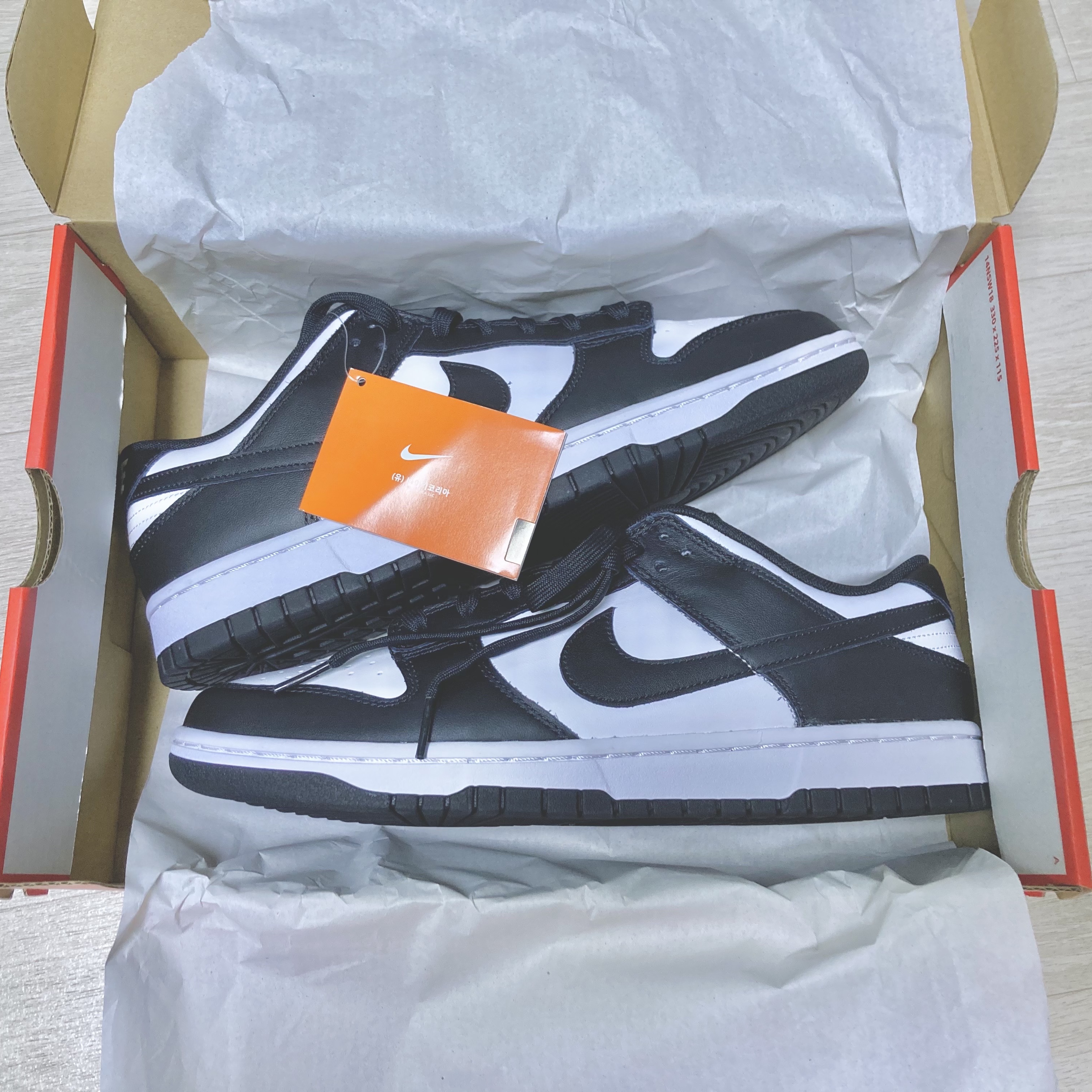 Nike Dunk Low Retro Black 착용 스타일 - 3
