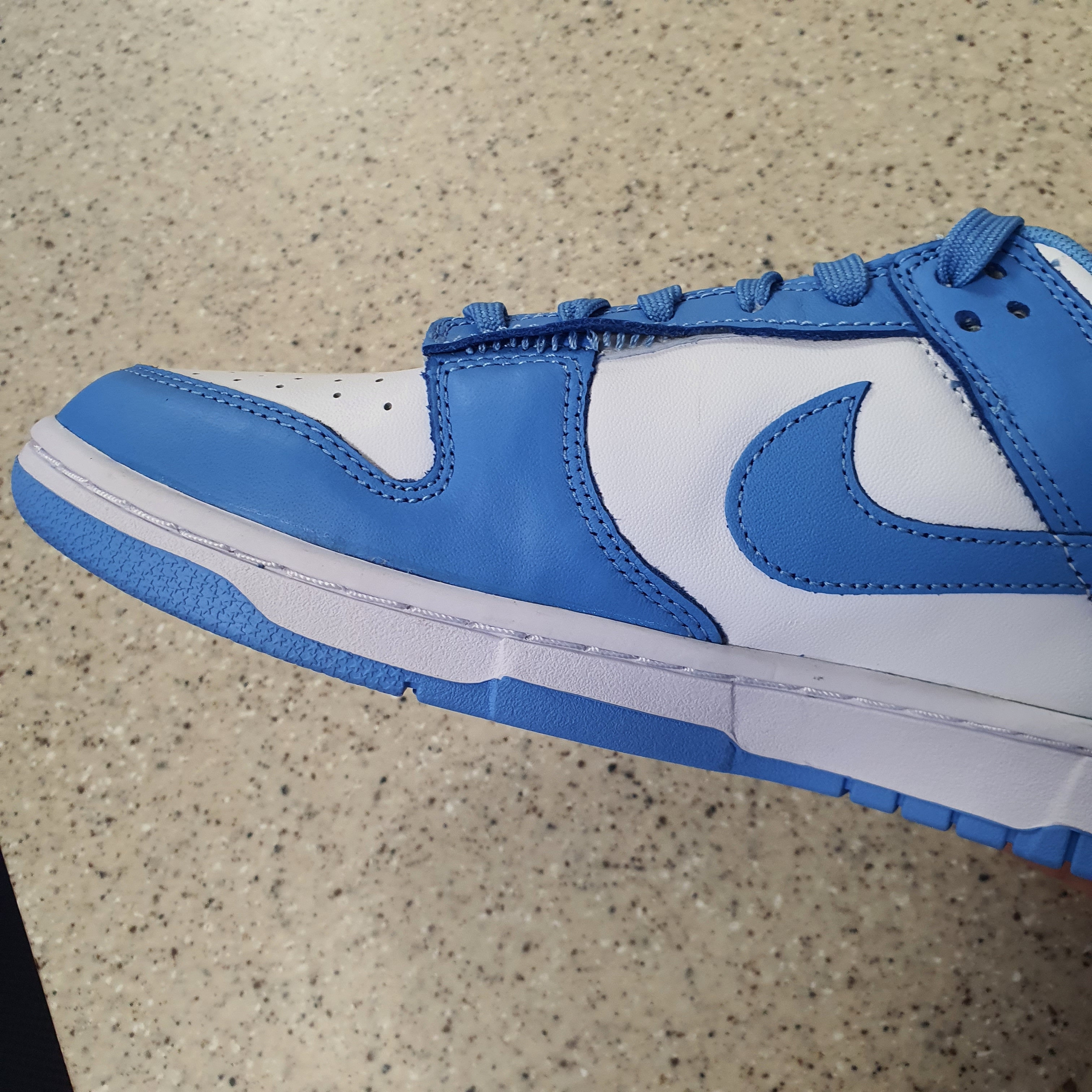 Nike Dunk Low Retro University Blue 착용 스타일 - 3