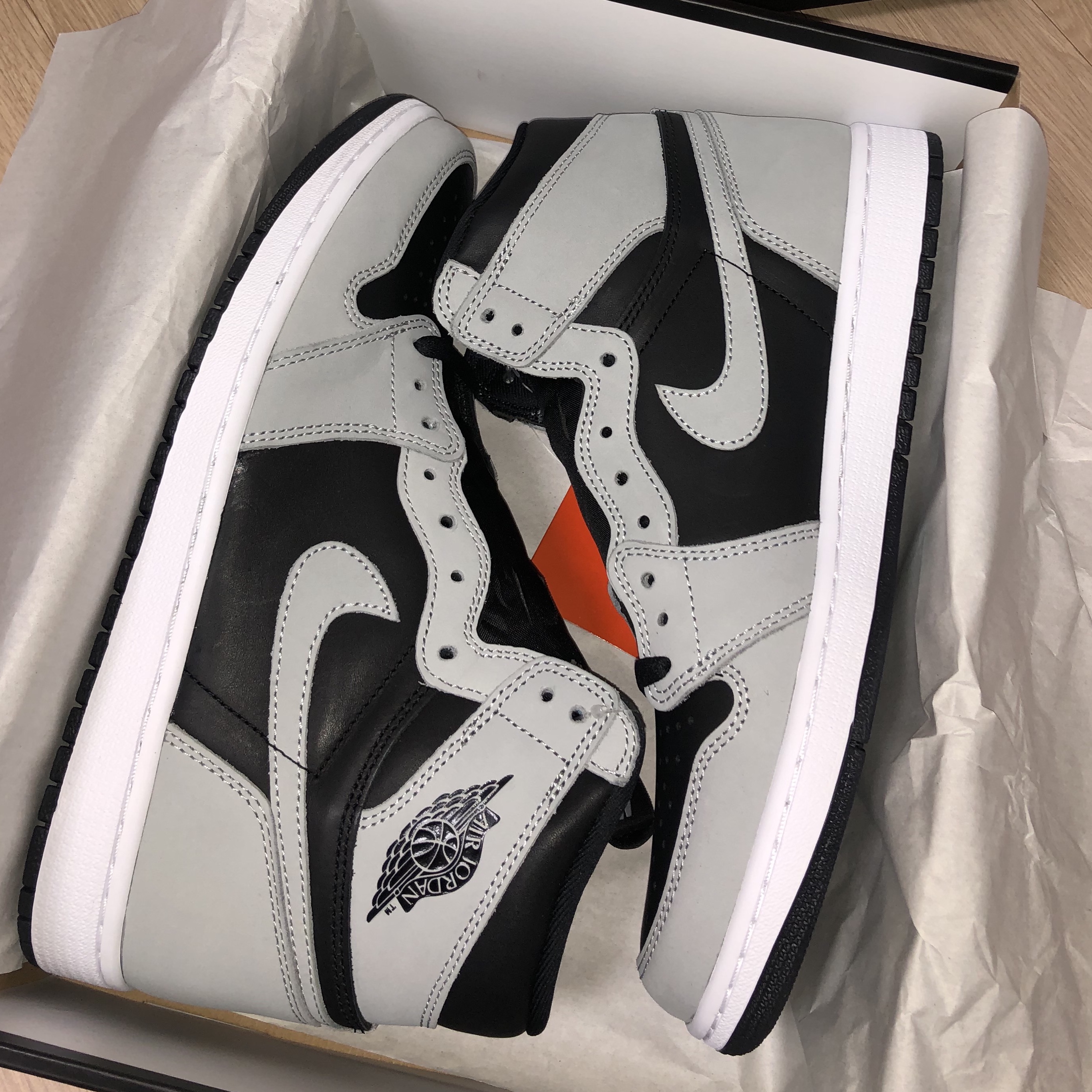 Jordan 1 Retro High OG Shadow 2.0 착용 스타일 - 2