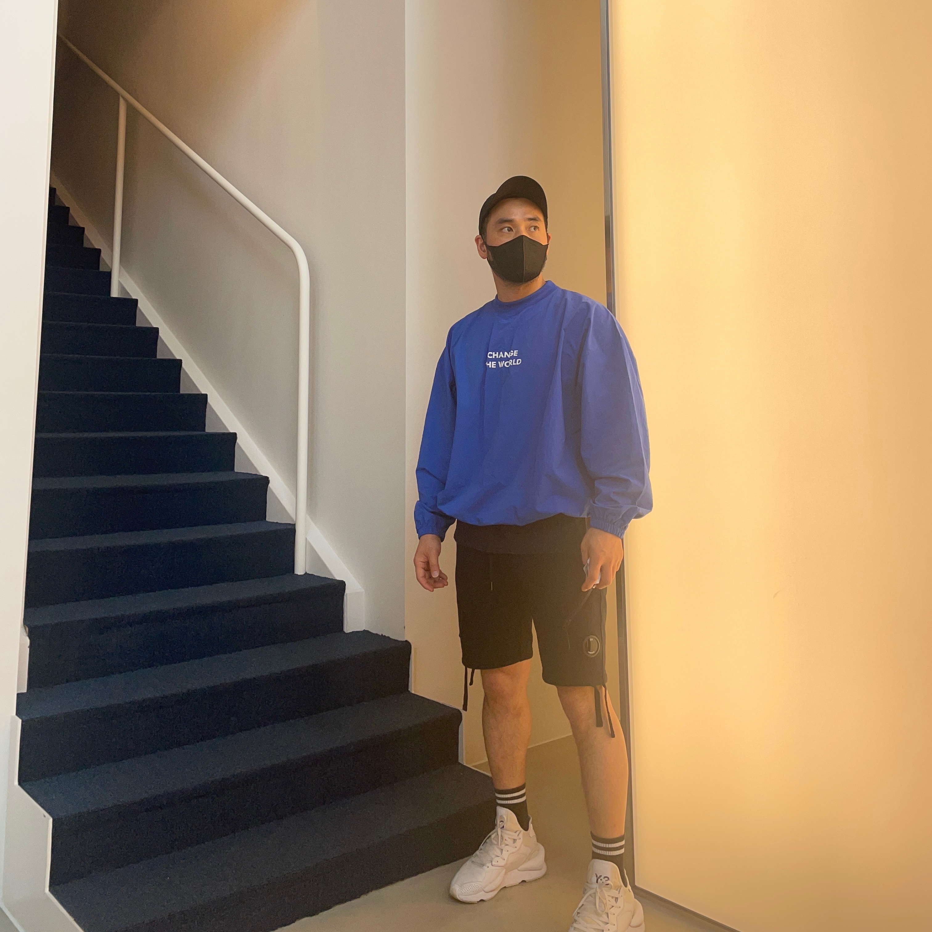 Y-3 Kaiwa Black White 착용 스타일 - 2