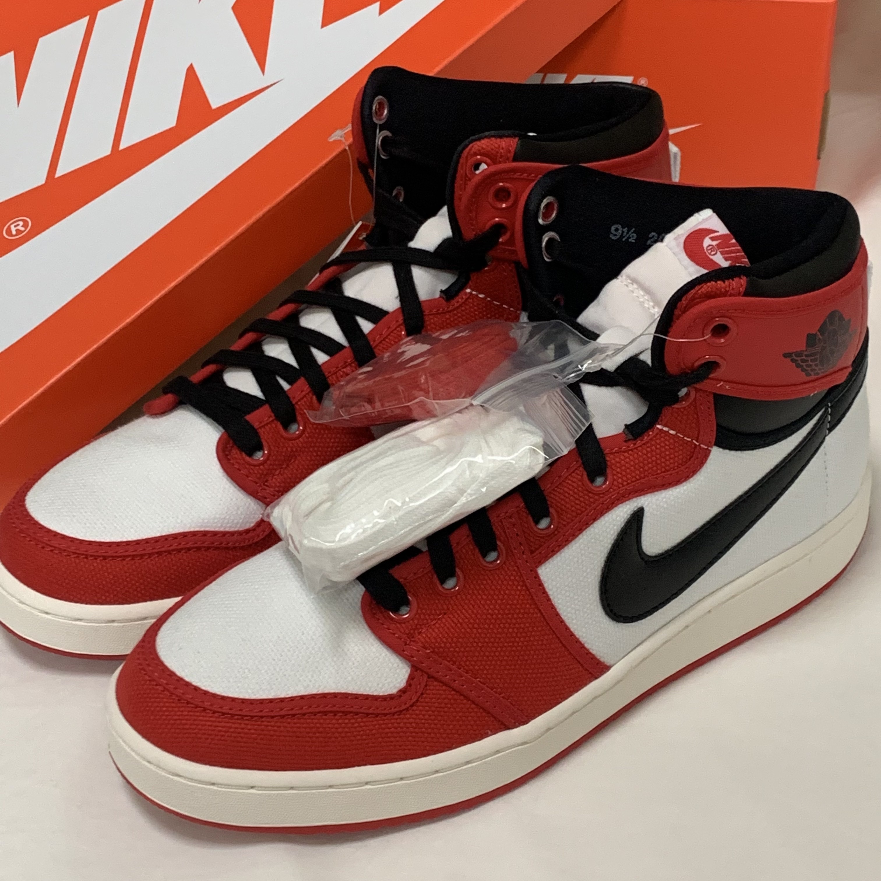 Jordan 1 KO Chicago 2021 착용 스타일 - 2