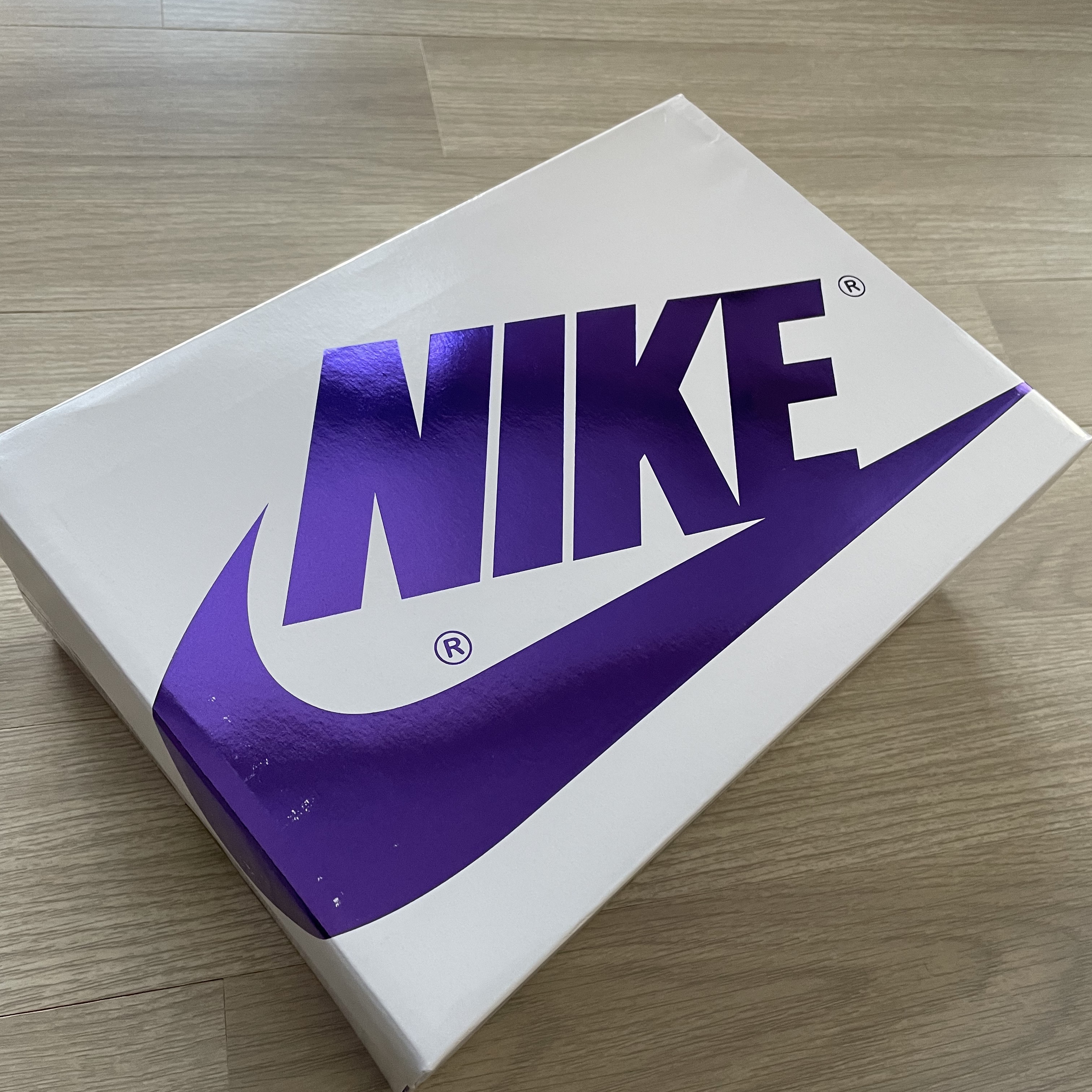 (W) Jordan 1 High OG Court Purple 착용 스타일 - 3