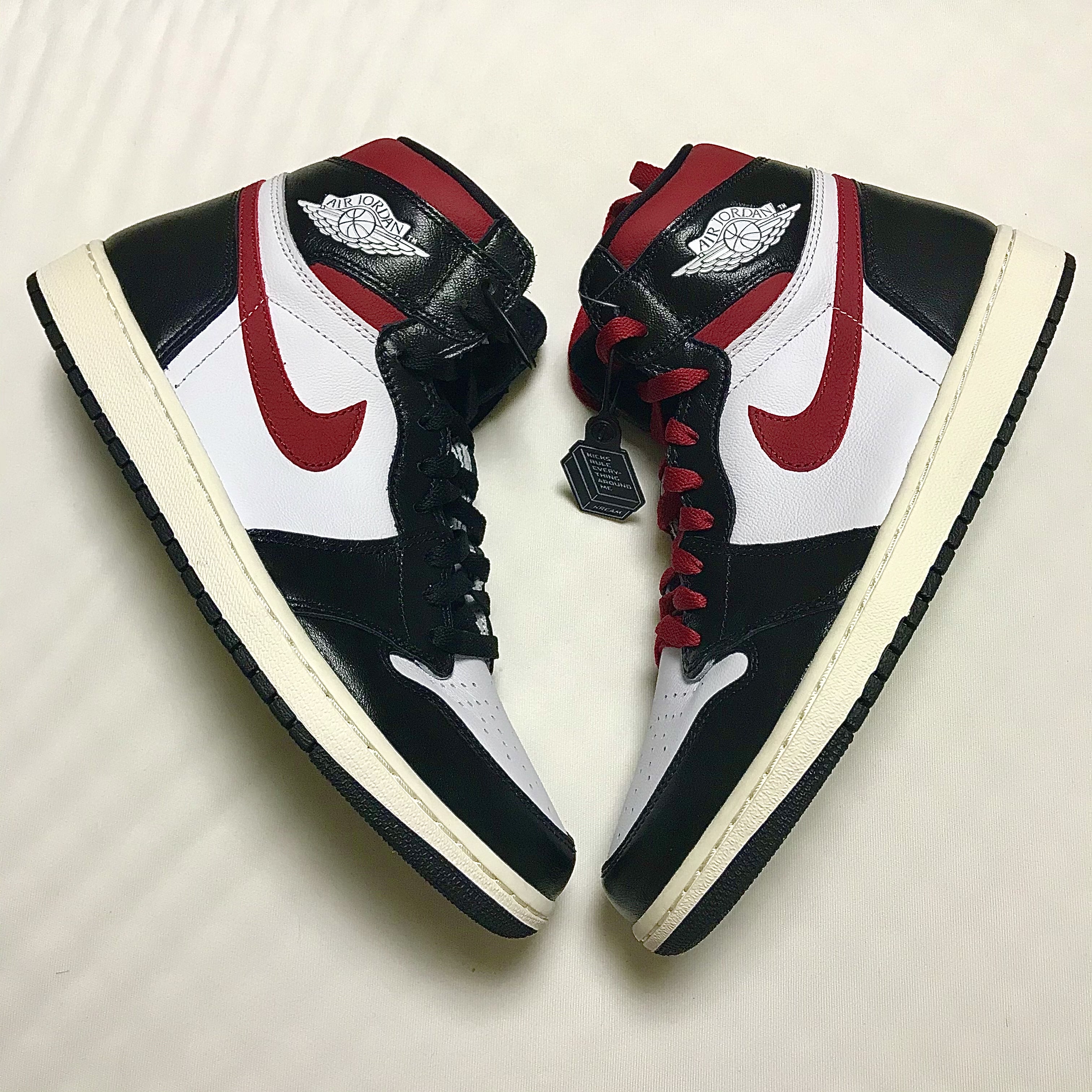 Jordan 1 Retro High OG Gym Red 착용 스타일