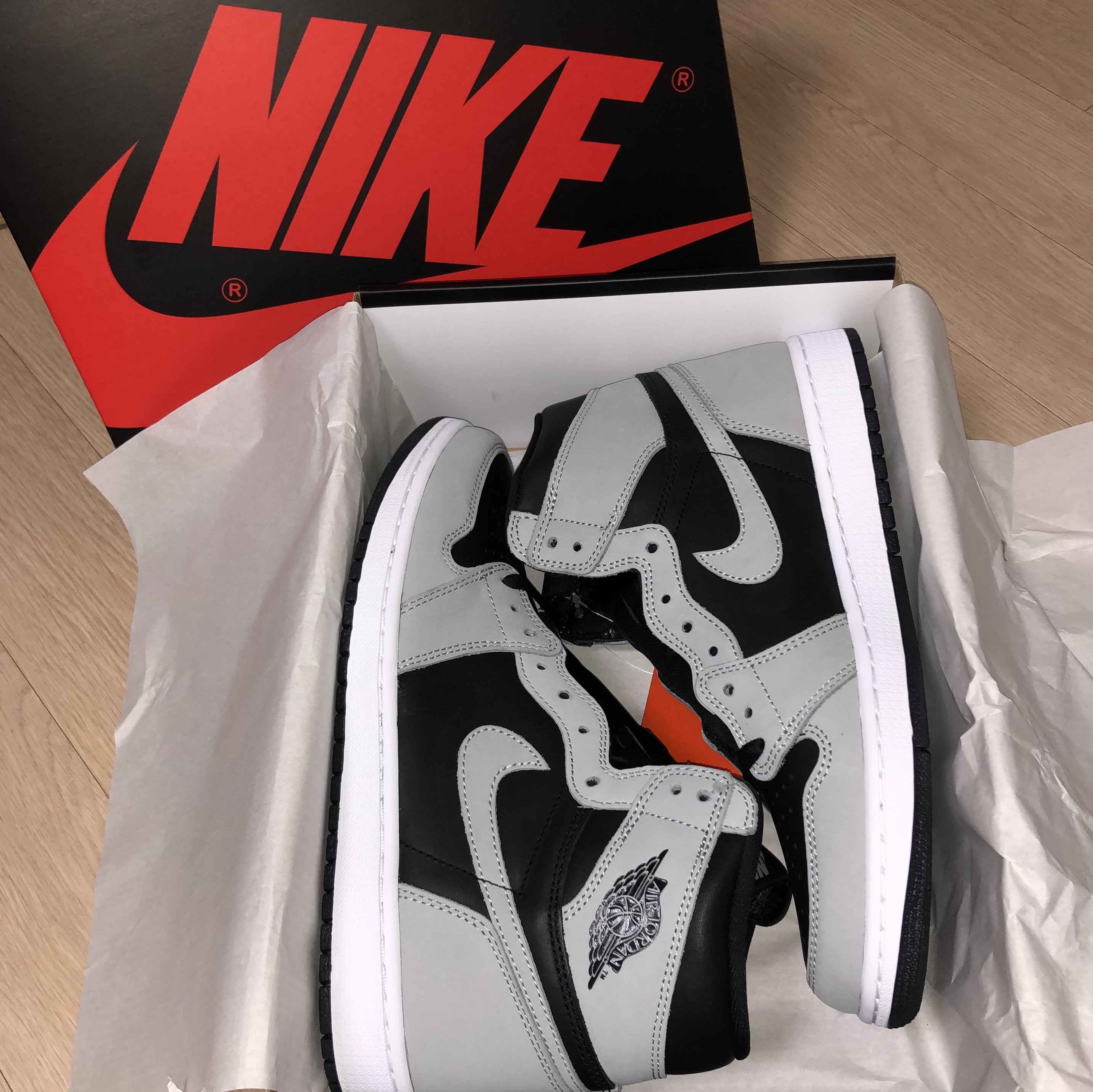 Jordan 1 Retro High OG Shadow 2.0 착용 스타일 - 1