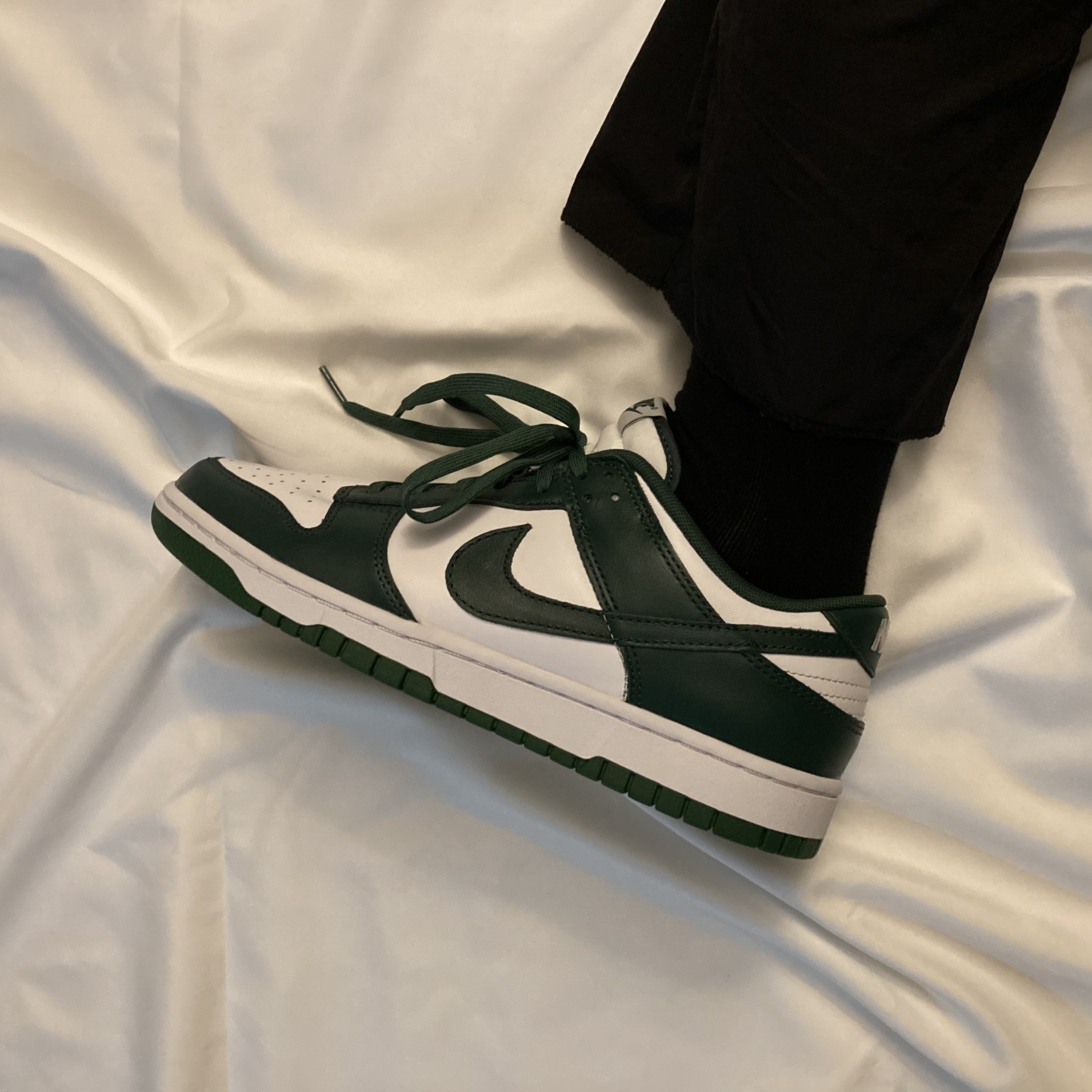 Nike Dunk Low Retro Varsity Green 착용 스타일 - 1
