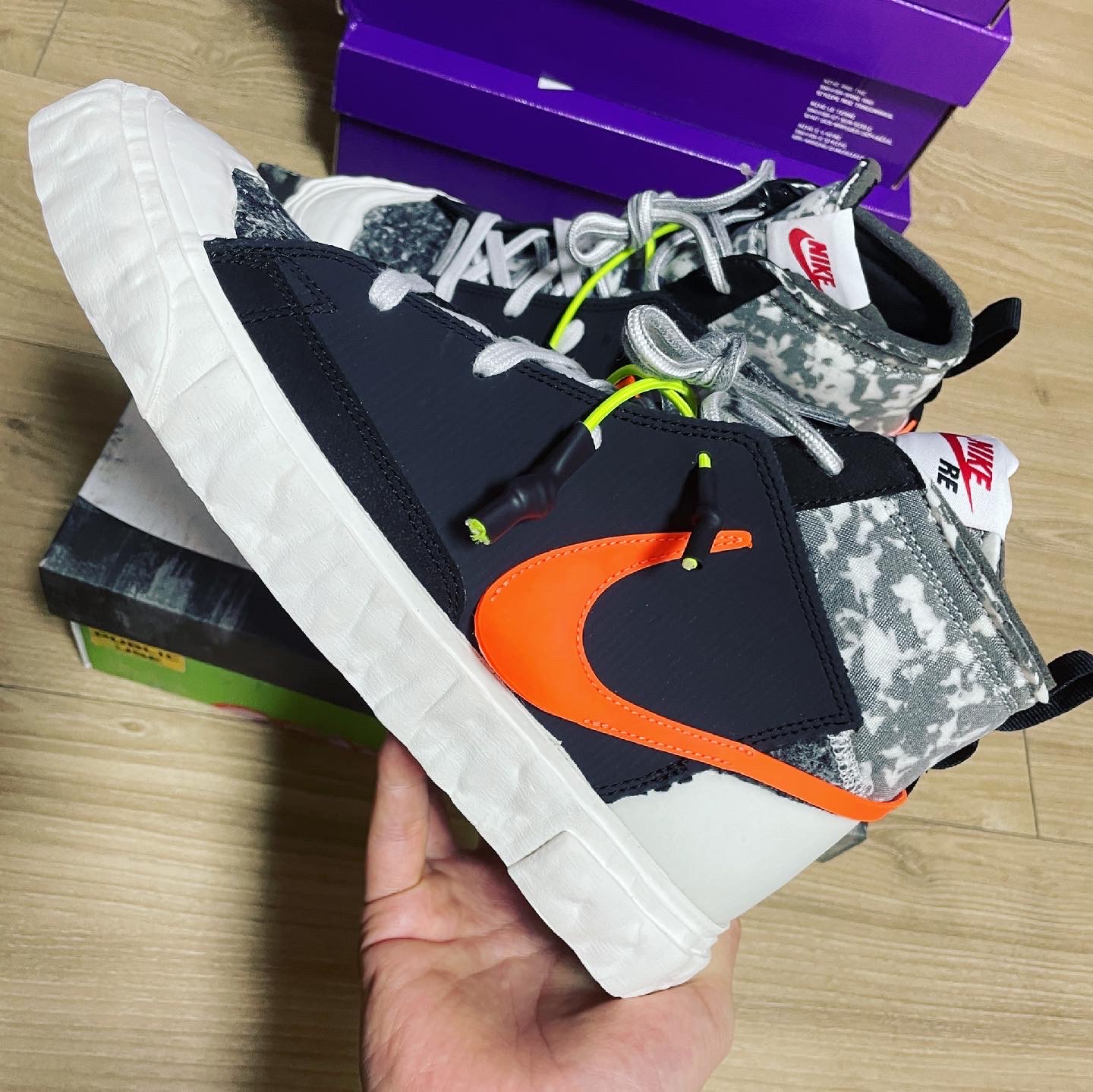 Nike x Readymade Blazer Mid Black 착용 스타일 - 2