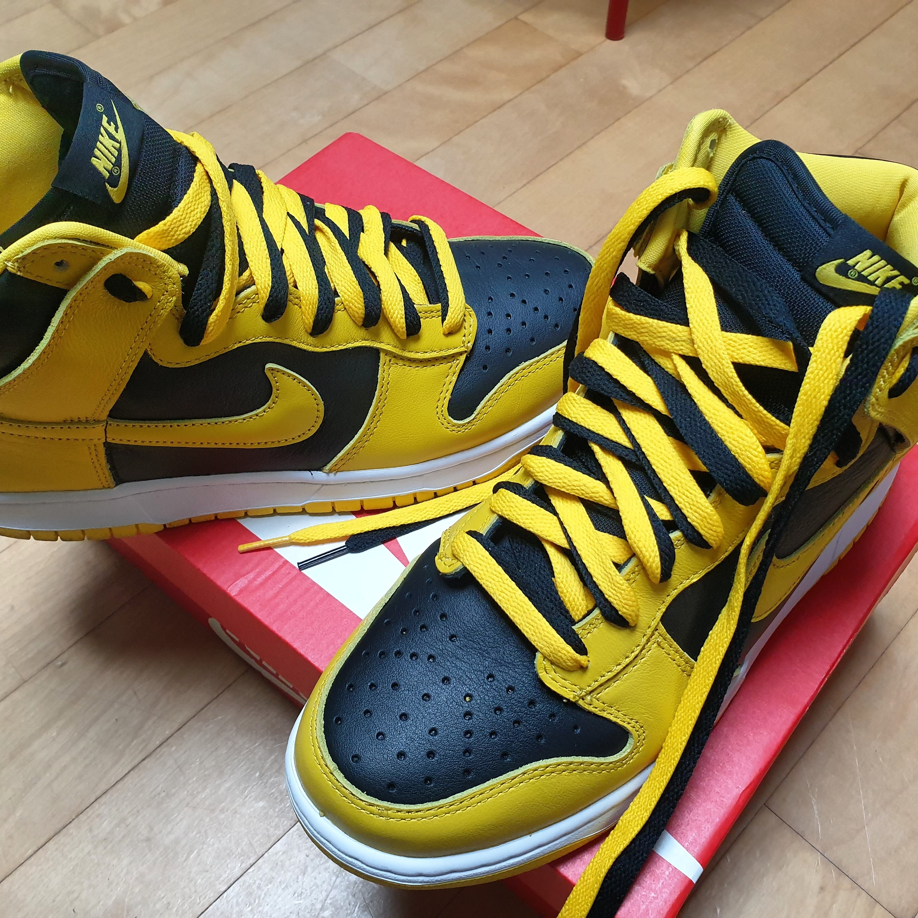 Nike Dunk High SP Varsity Maize 착용 스타일 - 3