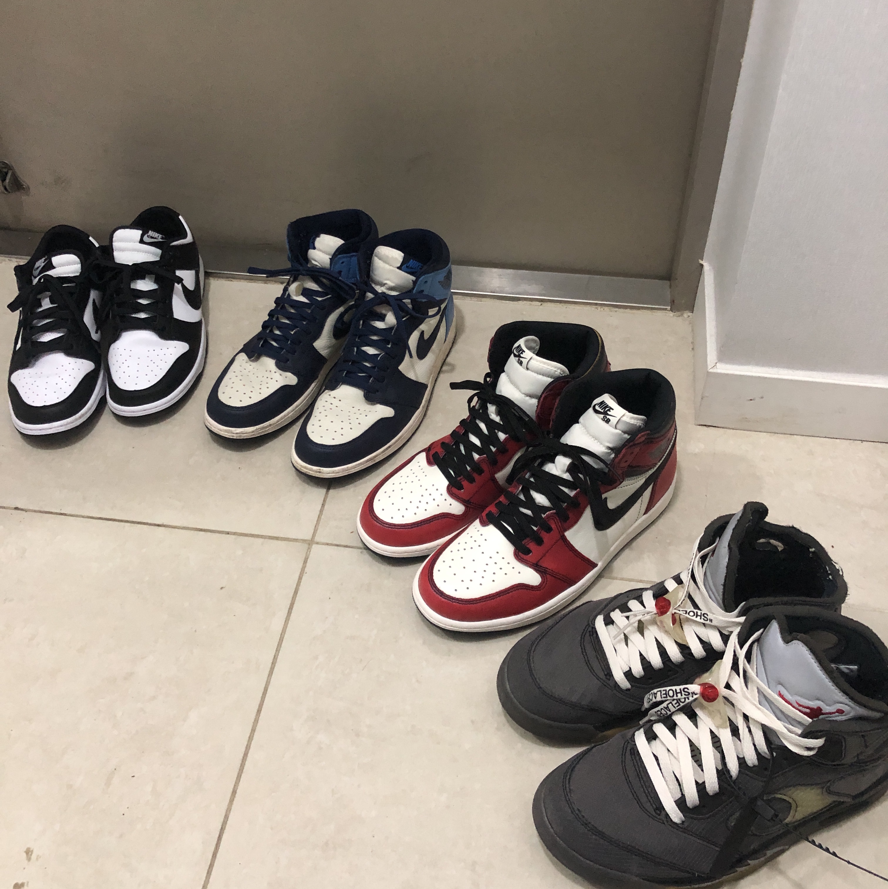 Jordan 5 x Off-White Retro SP Black Muslin, Nike Dunk Low Retro Black 착용 스타일 - 2