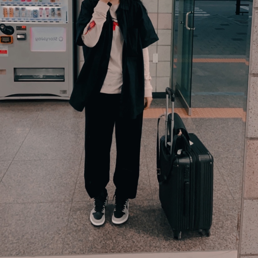 Jordan 1 Retro High OG Shadow 2.0 착용 스타일 - 1