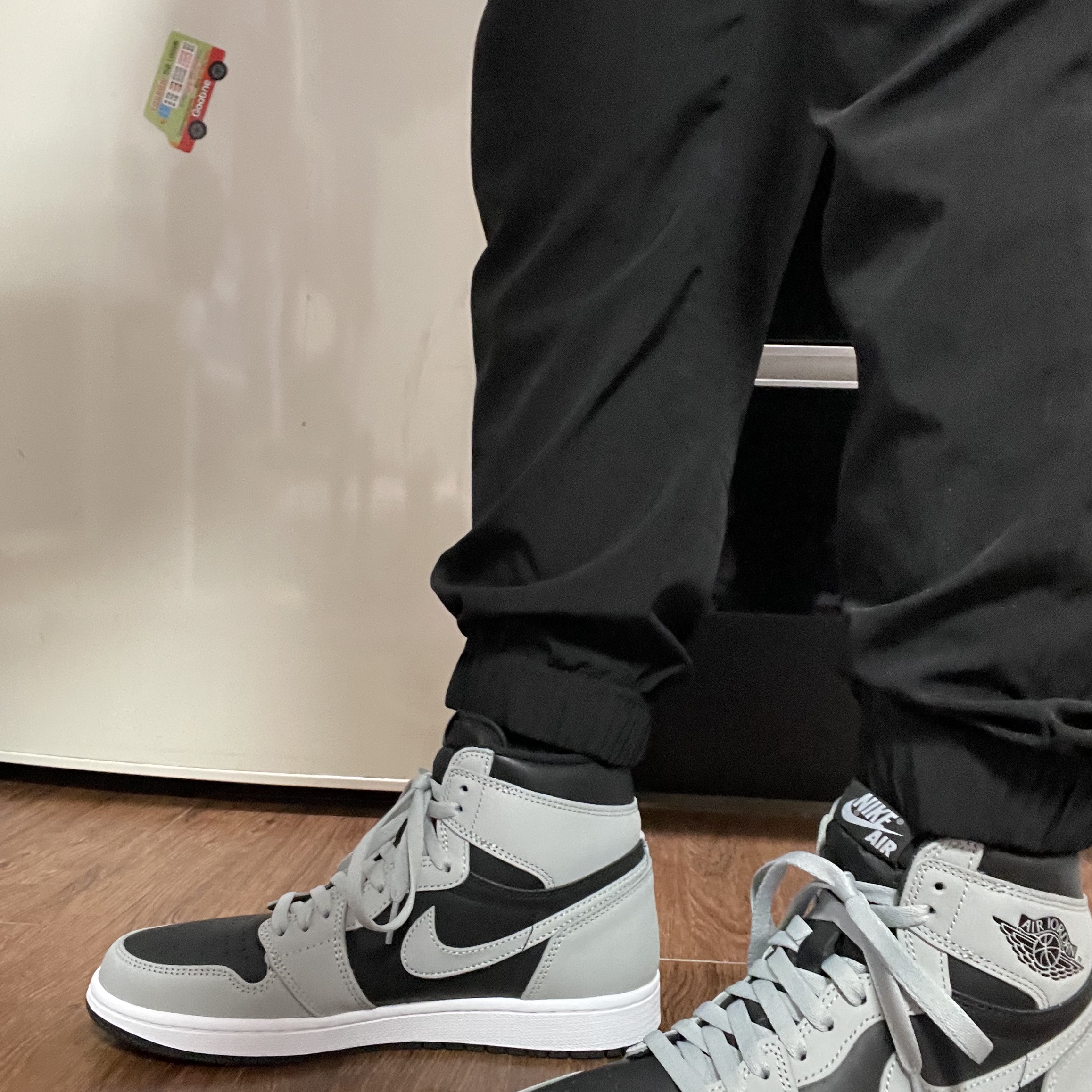 Jordan 1 Retro High OG Shadow 2.0 착용 스타일 - 4
