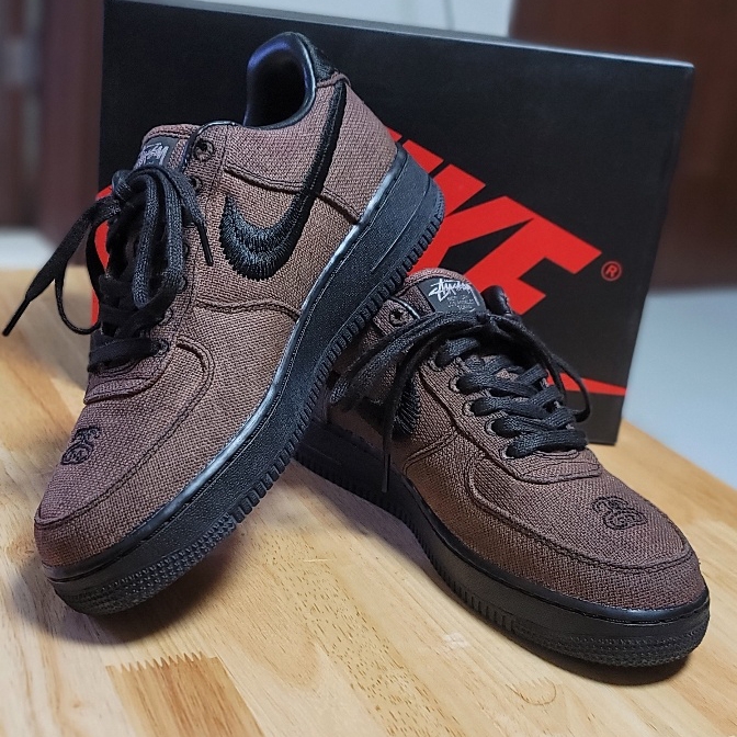 Nike x Stussy Air Force 1 Low Triple Black 착용 스타일 - 1