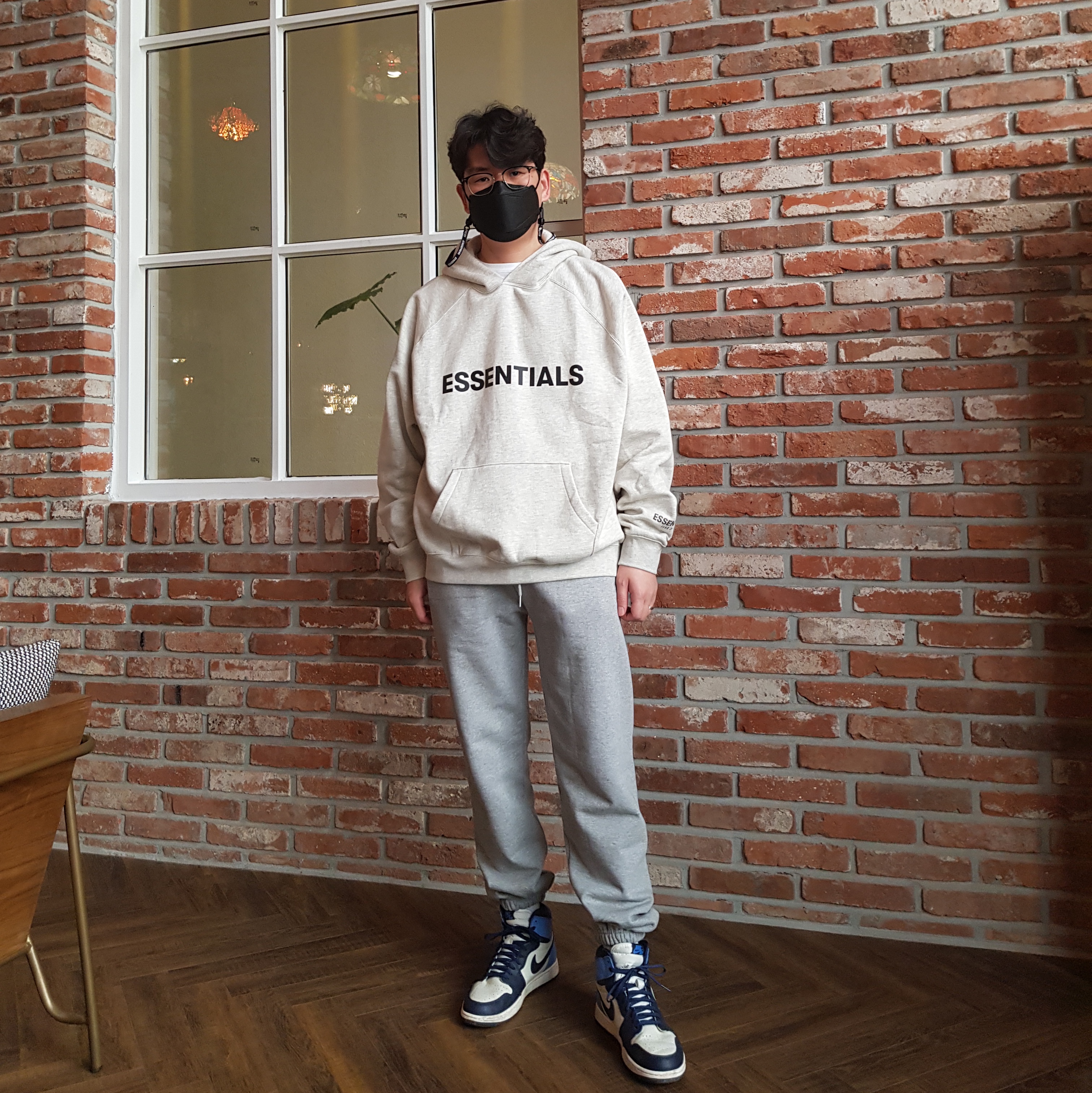 Jordan 1 Retro High Obsidian UNC, Essentials 3D Silicon Applique Pullover Hoodie Oatmeal/Oatmeal Heather/Light Heather Oatmeal 2020 착용 스타일