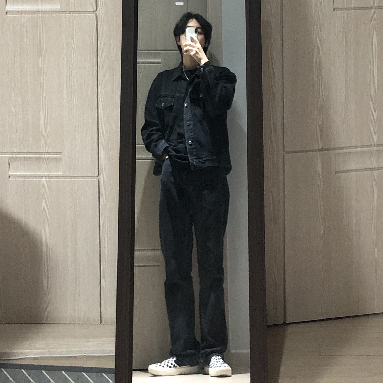 Vans Checkerboard Comfycush One Black 착용 스타일