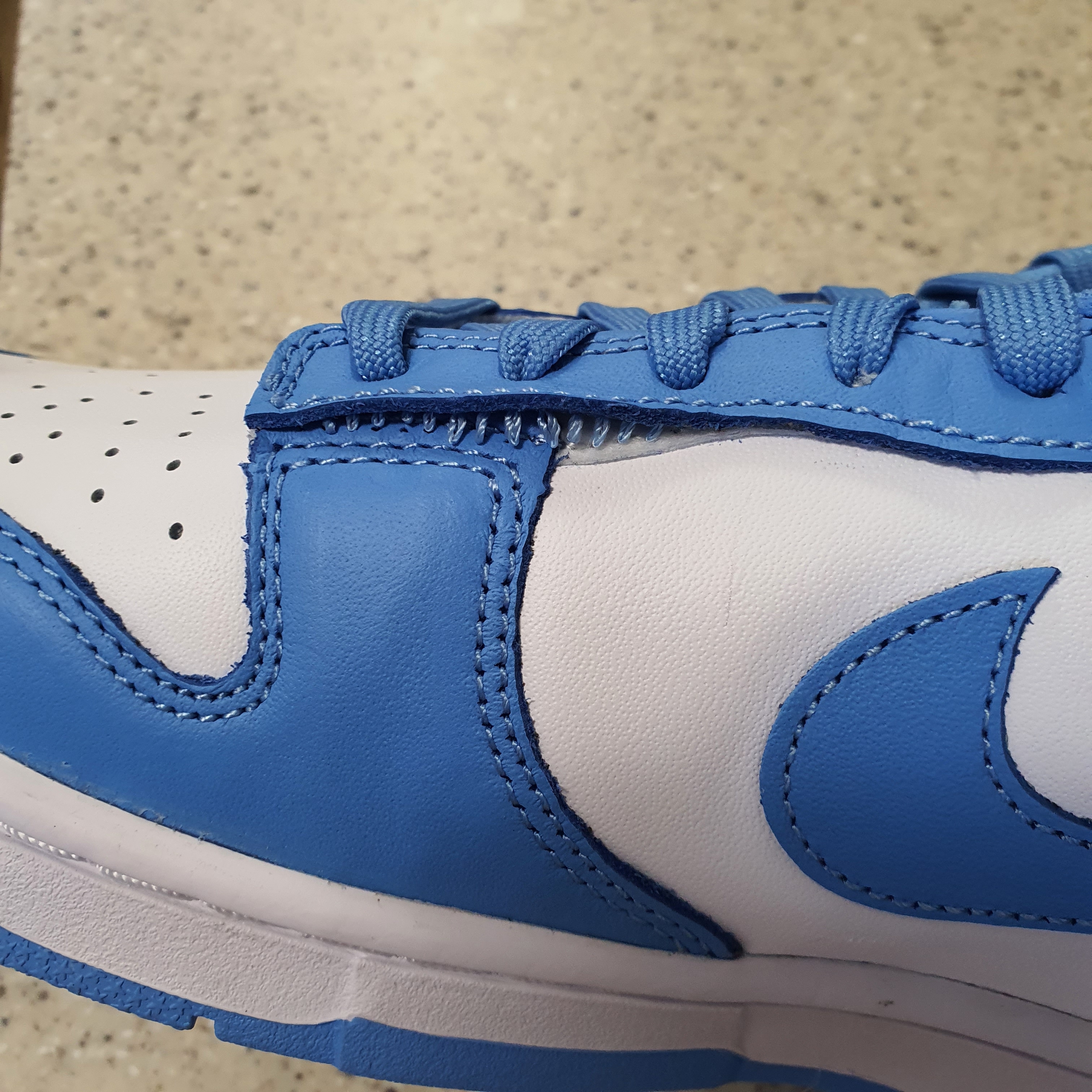 Nike Dunk Low Retro University Blue 착용 스타일 - 1