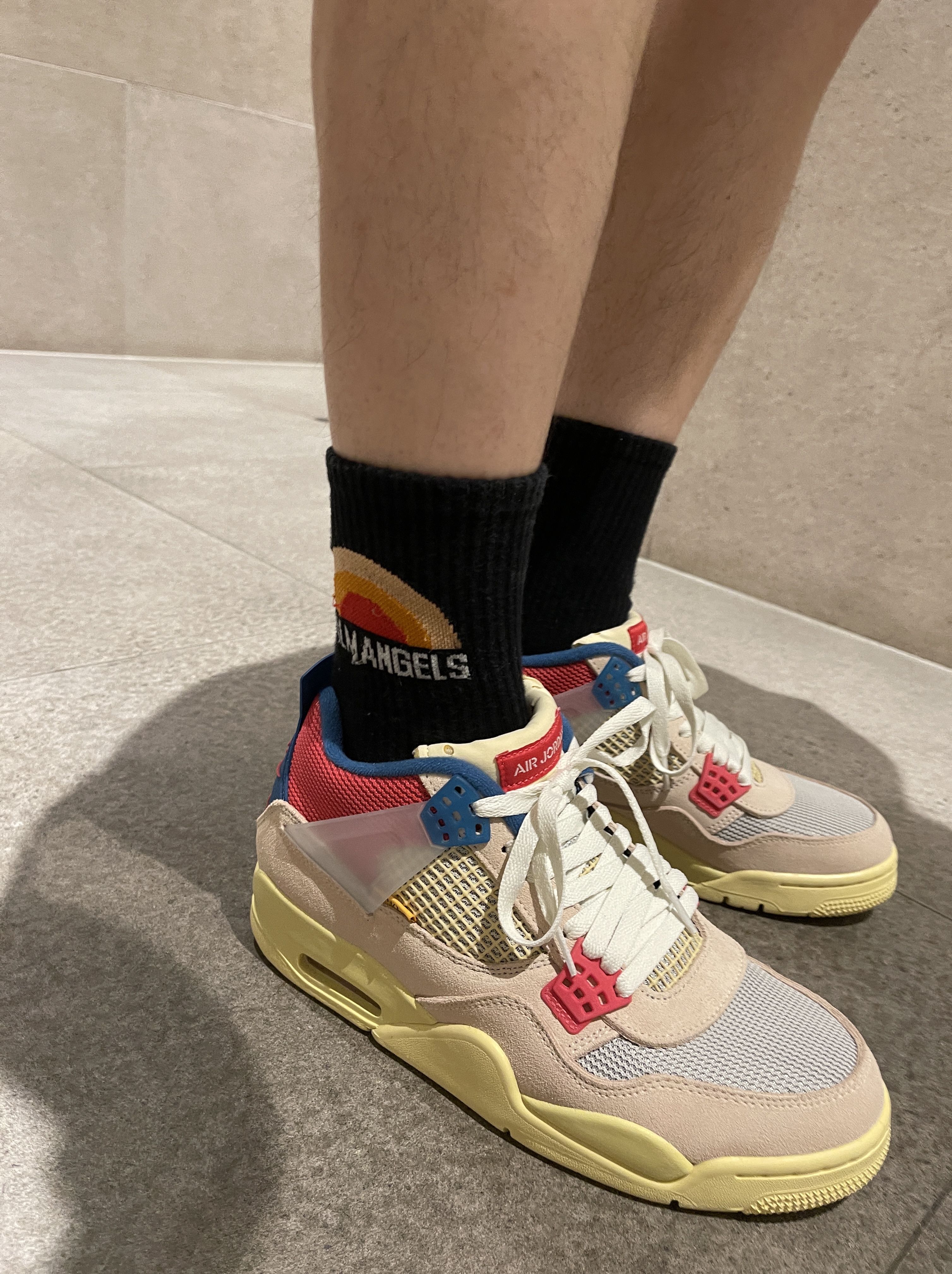 Jordan 4 x Union Retro Guava Ice 착용 스타일 - 2