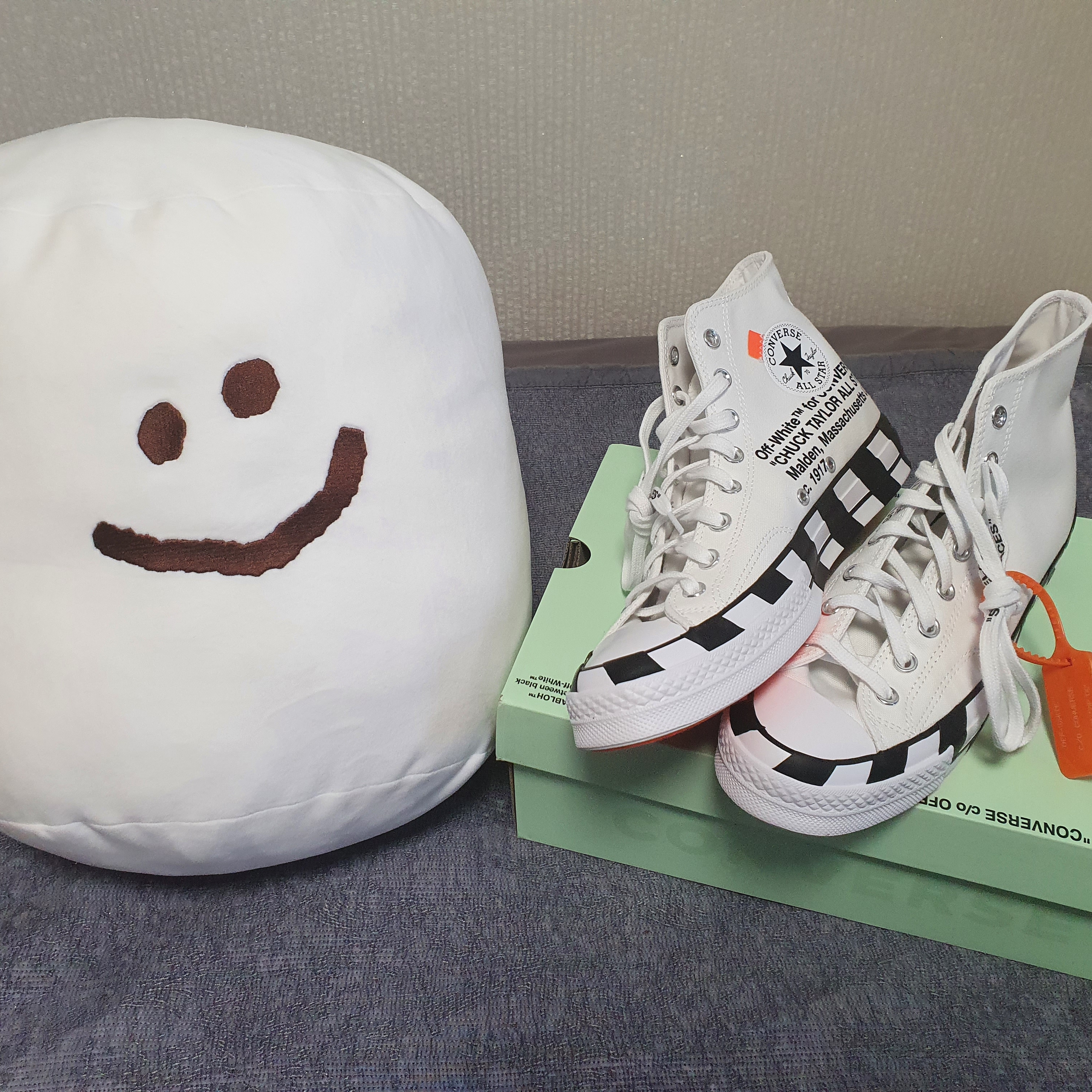 Converse x Off-White Chuck 70 High V2 2021 착용 스타일