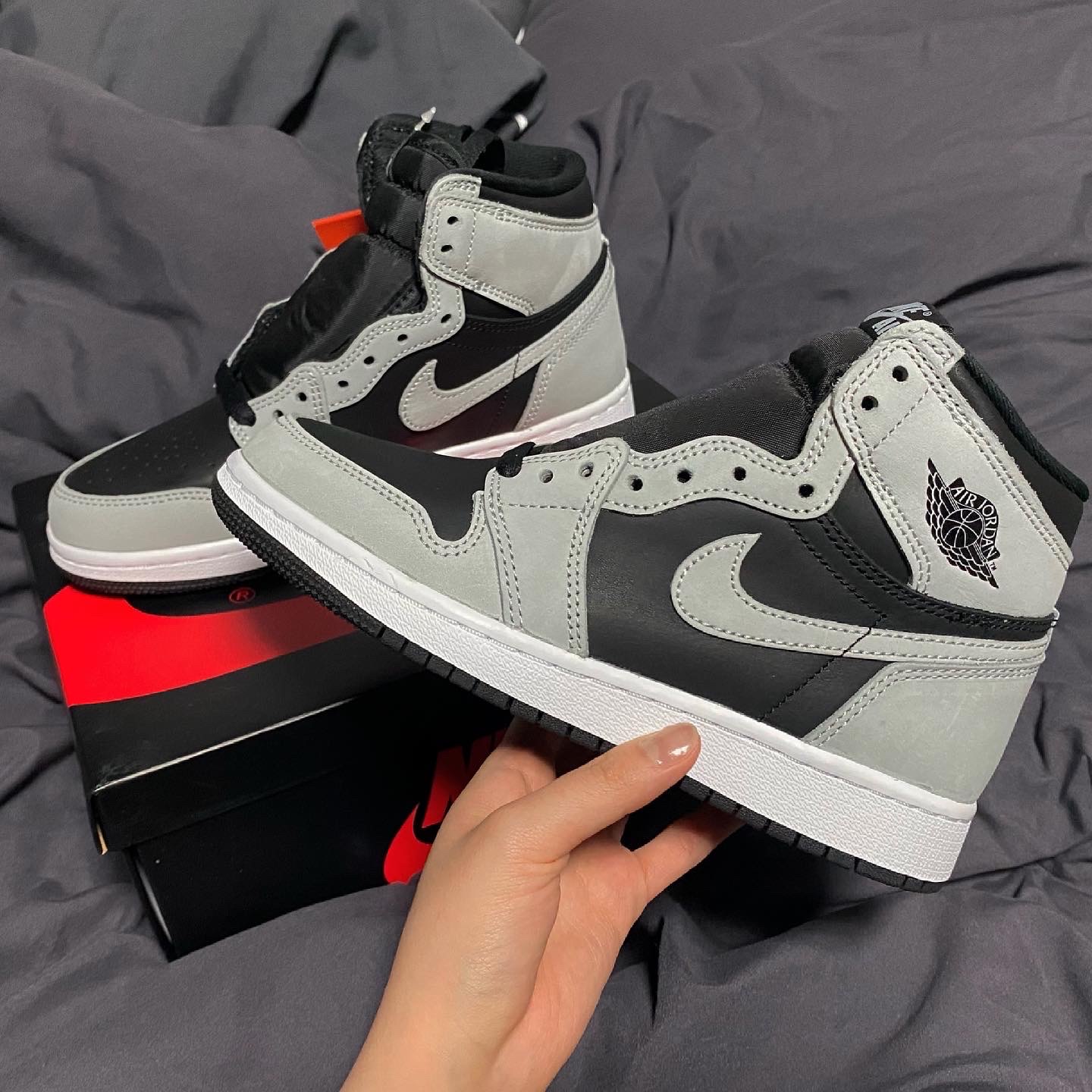 Jordan 1 Retro High OG Shadow 2.0 착용 스타일 - 1