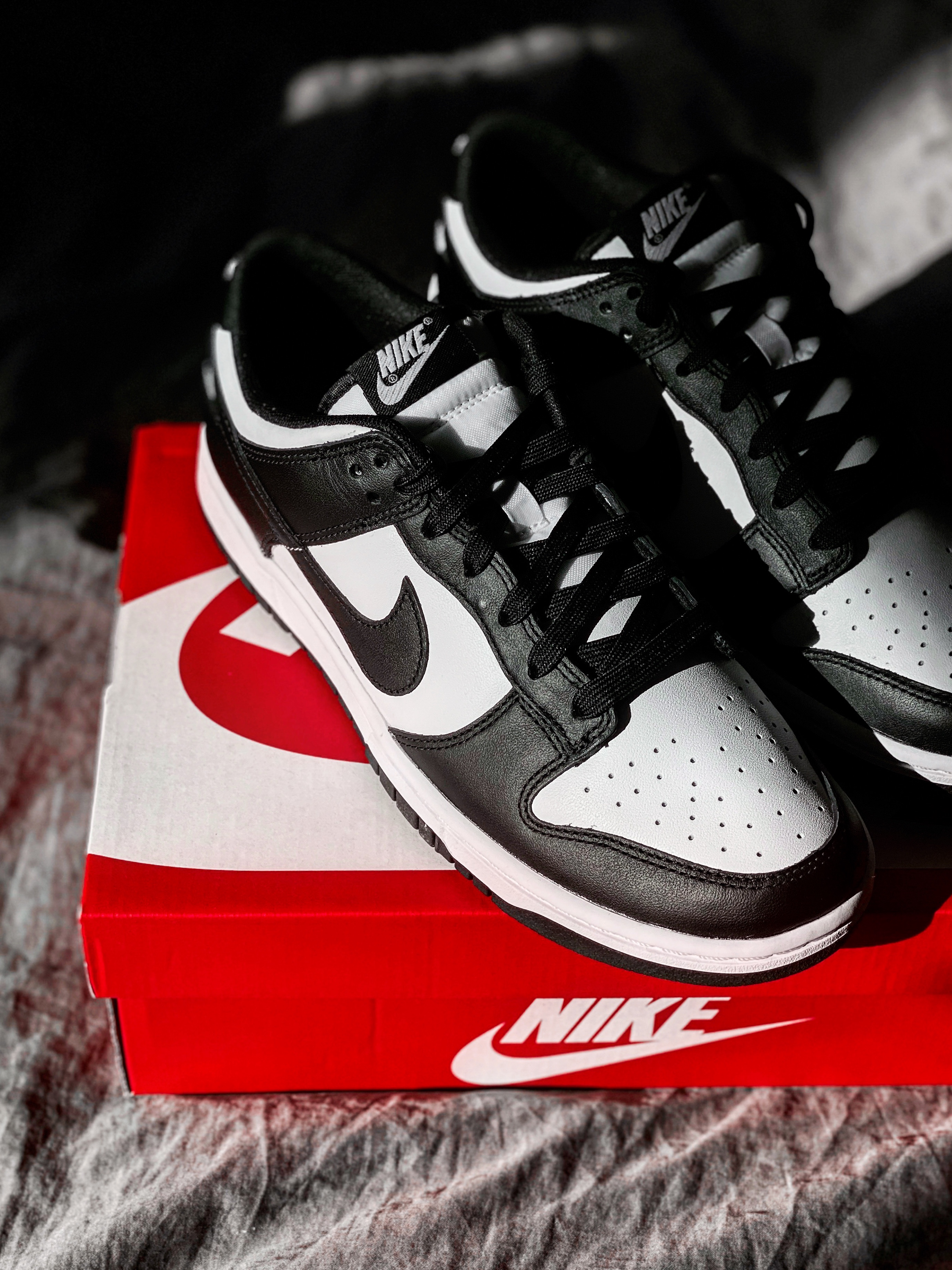 Nike Dunk Low Retro Black 착용 스타일
