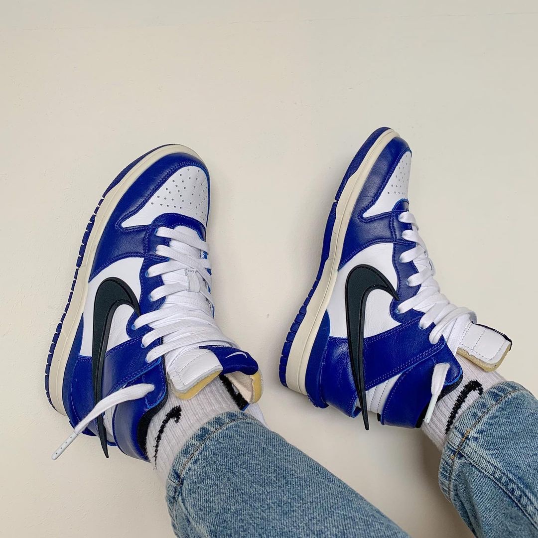Nike x Ambush Dunk High Deep Royal Blue 착용 스타일 - 2