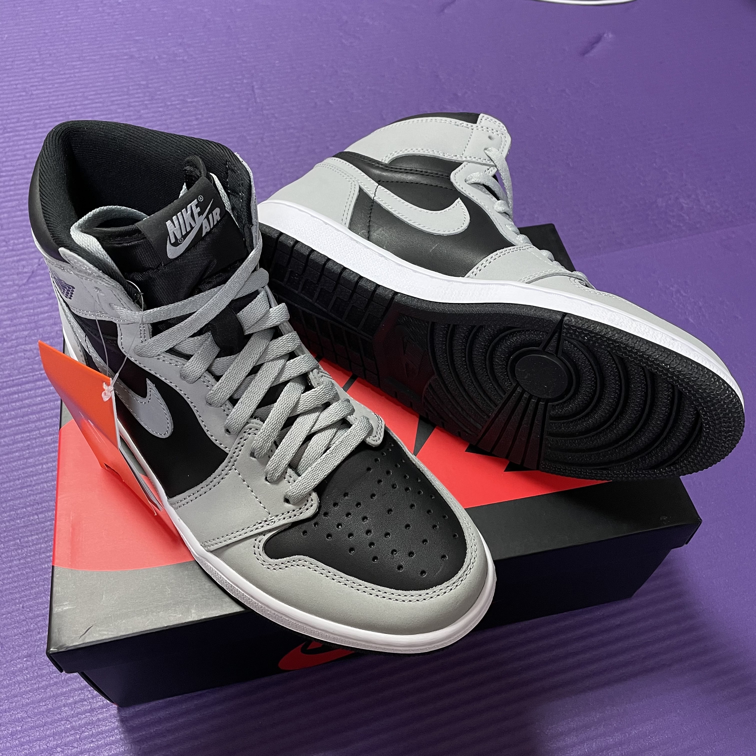 Jordan 1 Retro High OG Shadow 2.0 착용 스타일 - 2