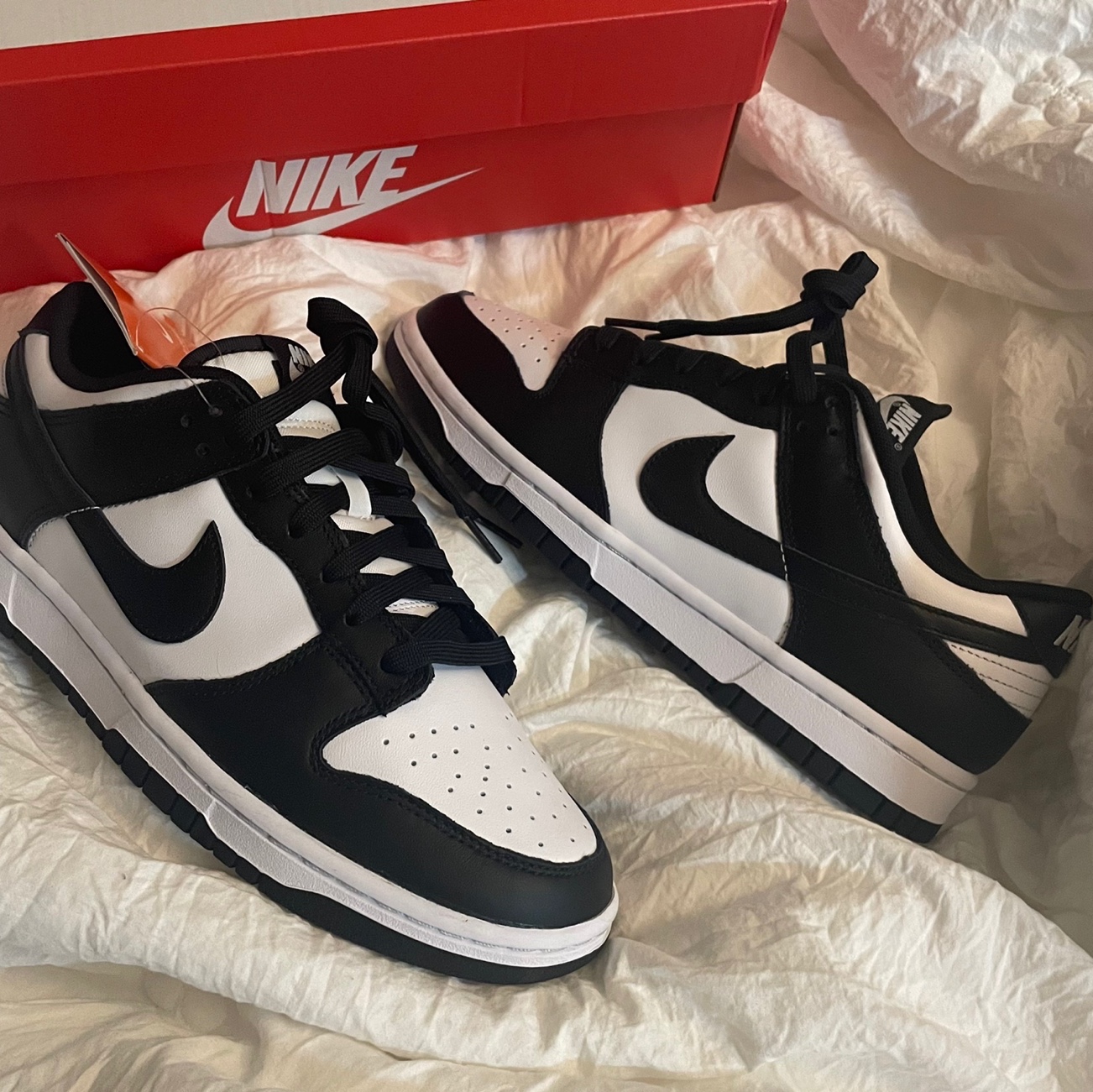 Nike Dunk Low Retro Black 착용 스타일