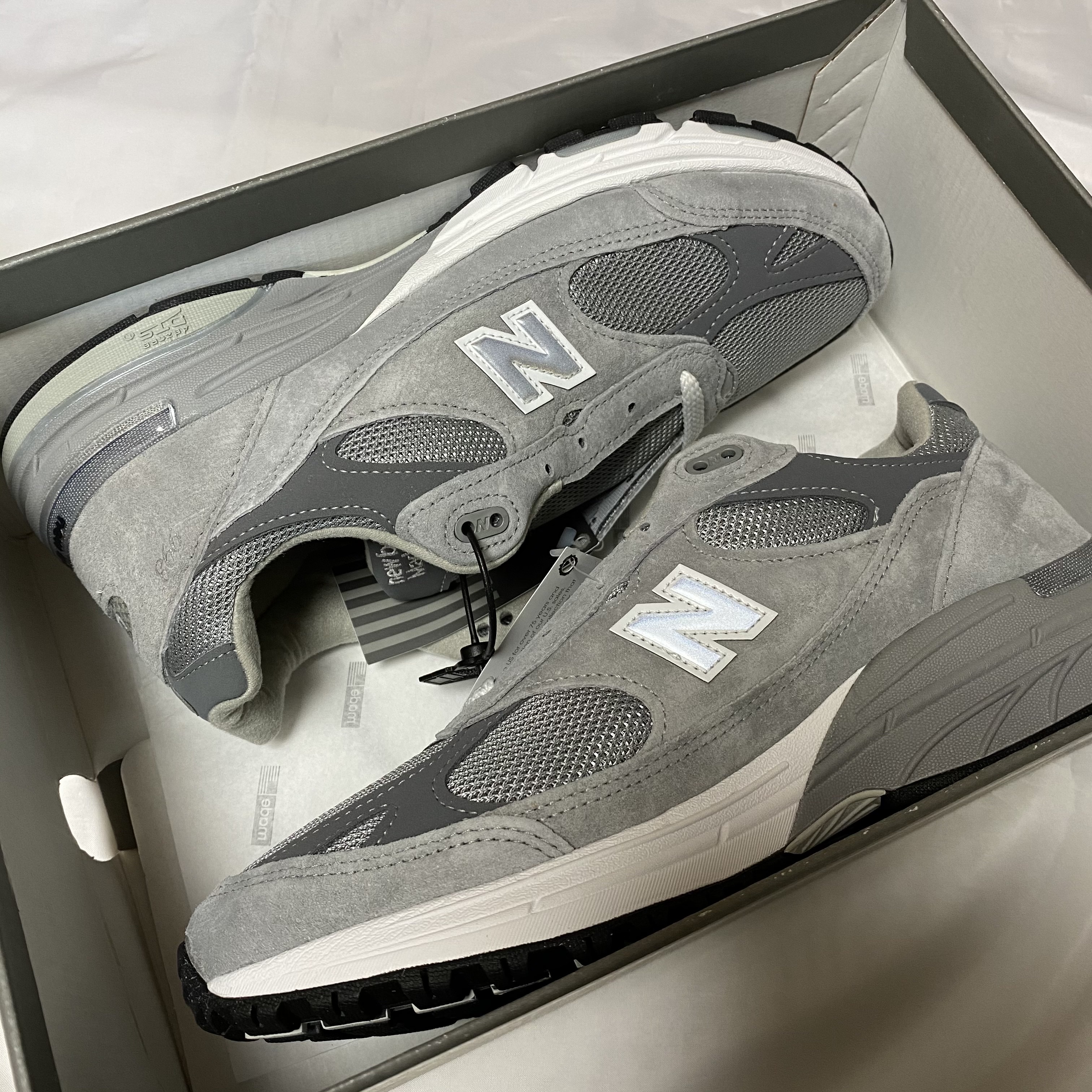 (W) New Balance 993 Made in USA Grey - B Standard 착용 스타일