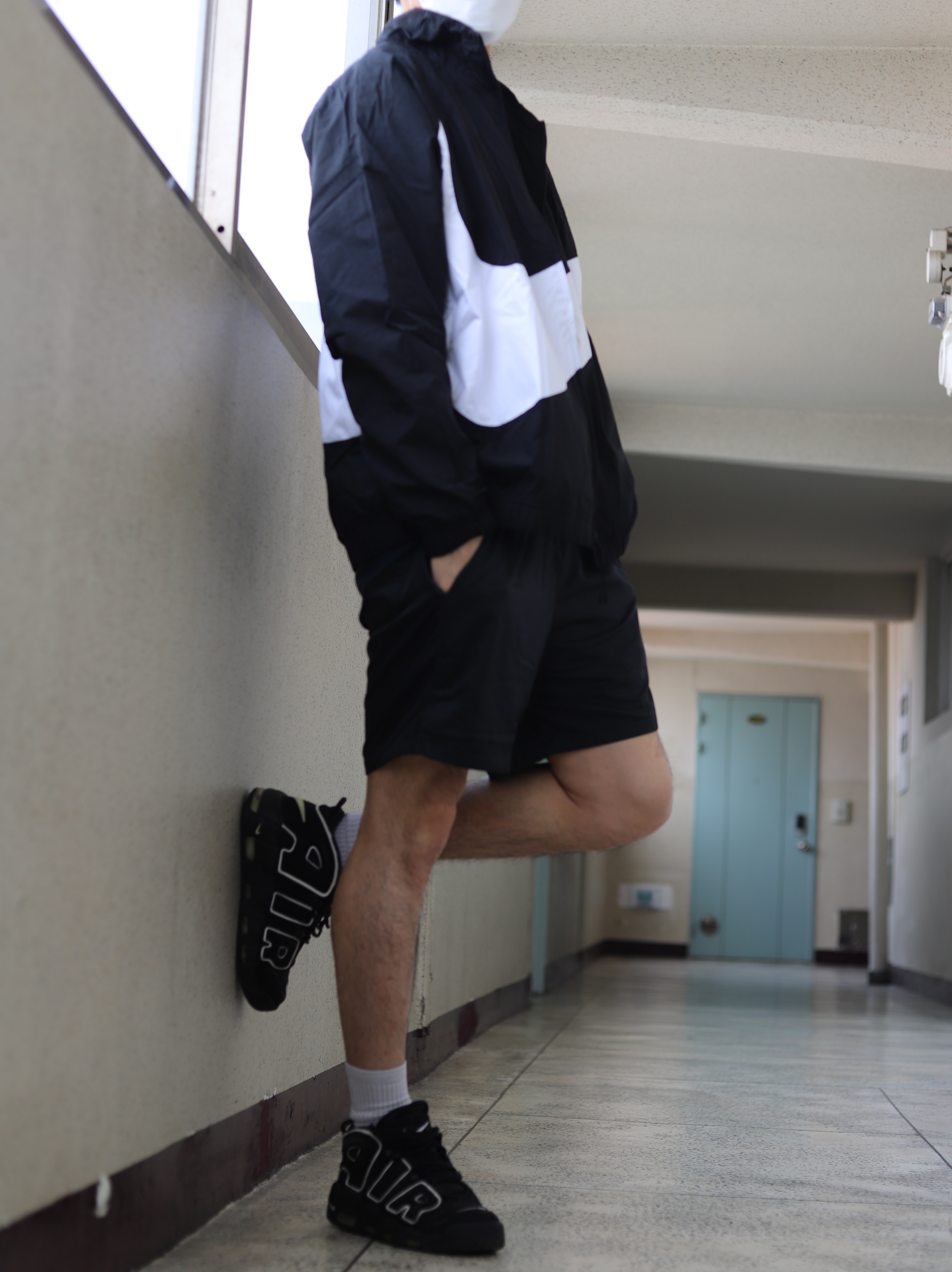 Nike Air More Uptempo Black White 2016 착용 스타일