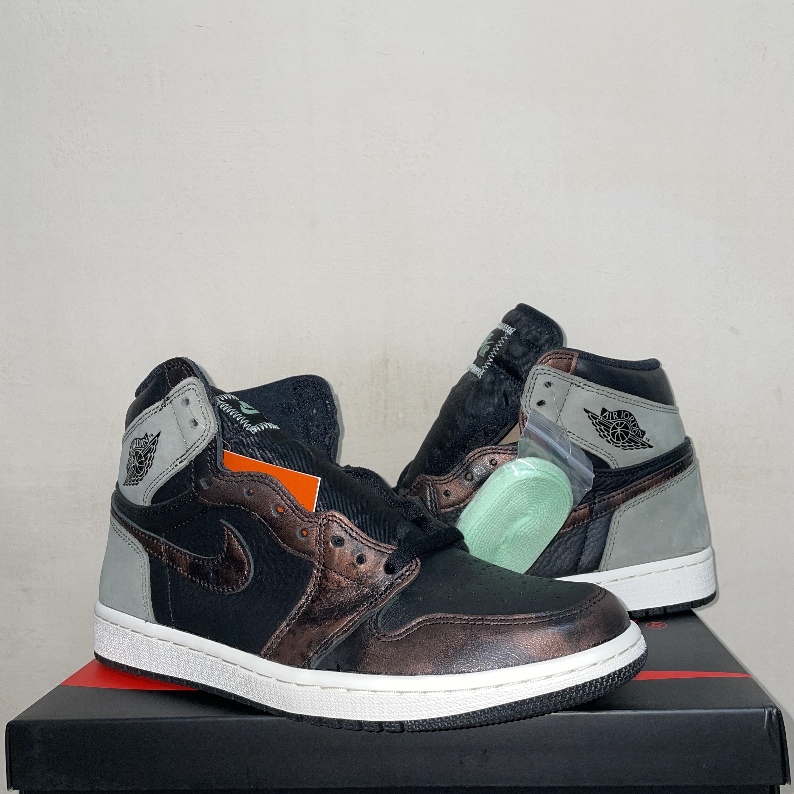 Jordan 1 Retro High OG Rust Shadow 착용 스타일 - 1