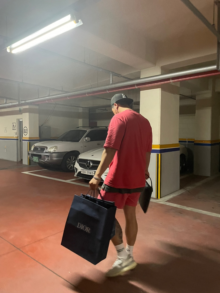 KREAM 프로필 이미지