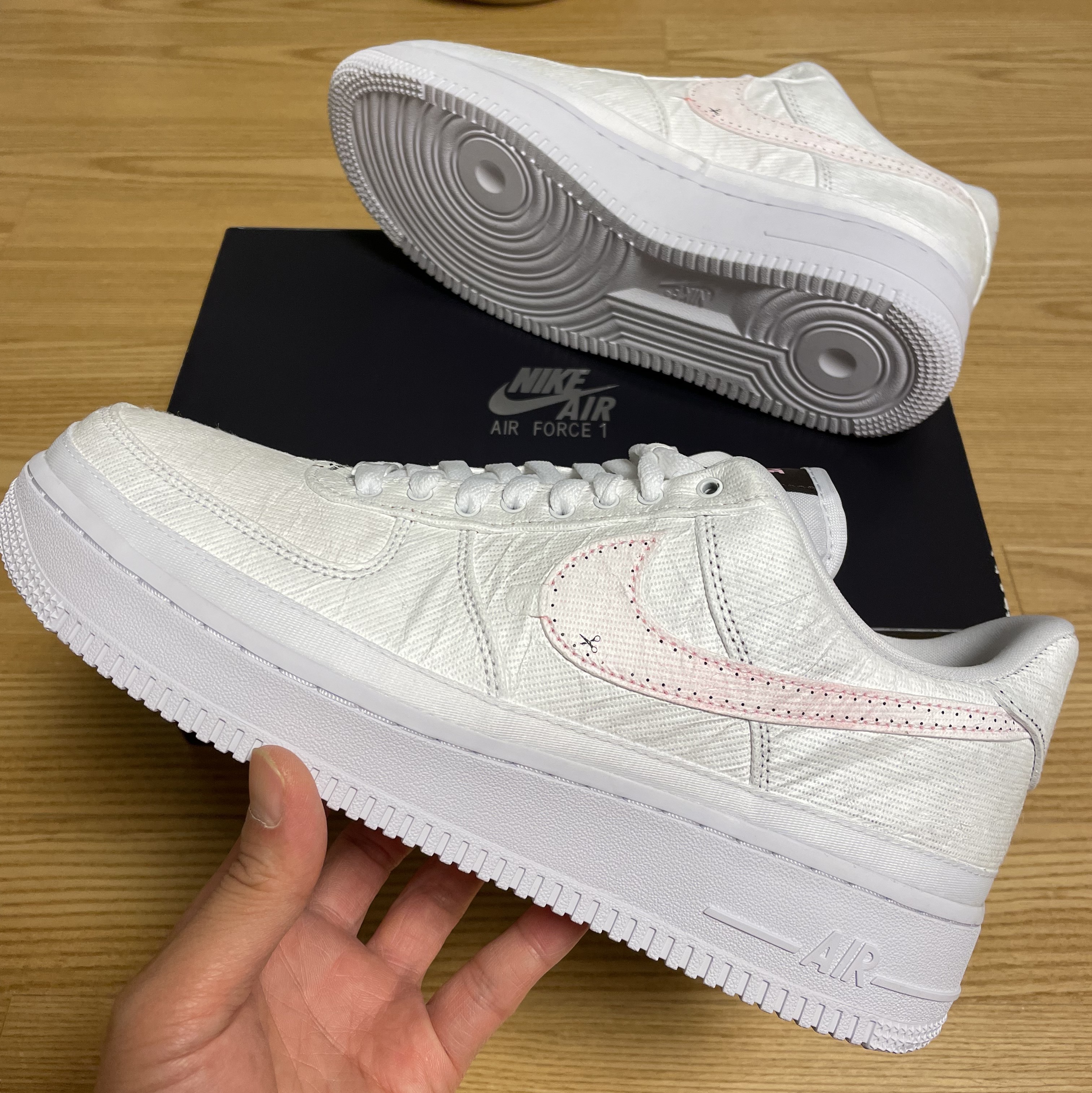 (W) Nike Air Force 1 '07 PRM Tear Away Fauna Brown 착용 스타일 - 1