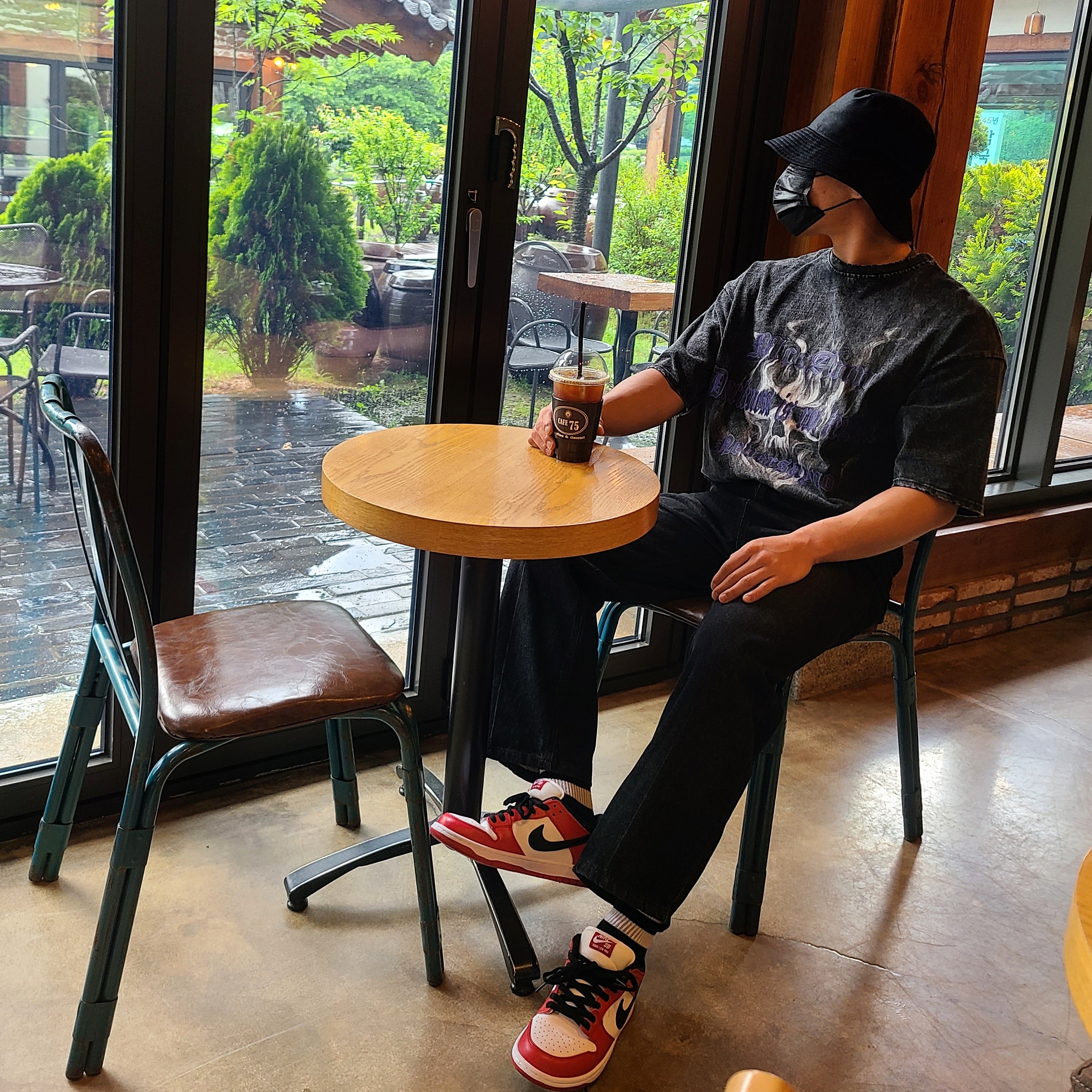Nike SB Dunk Low Pro Chicago 착용 스타일