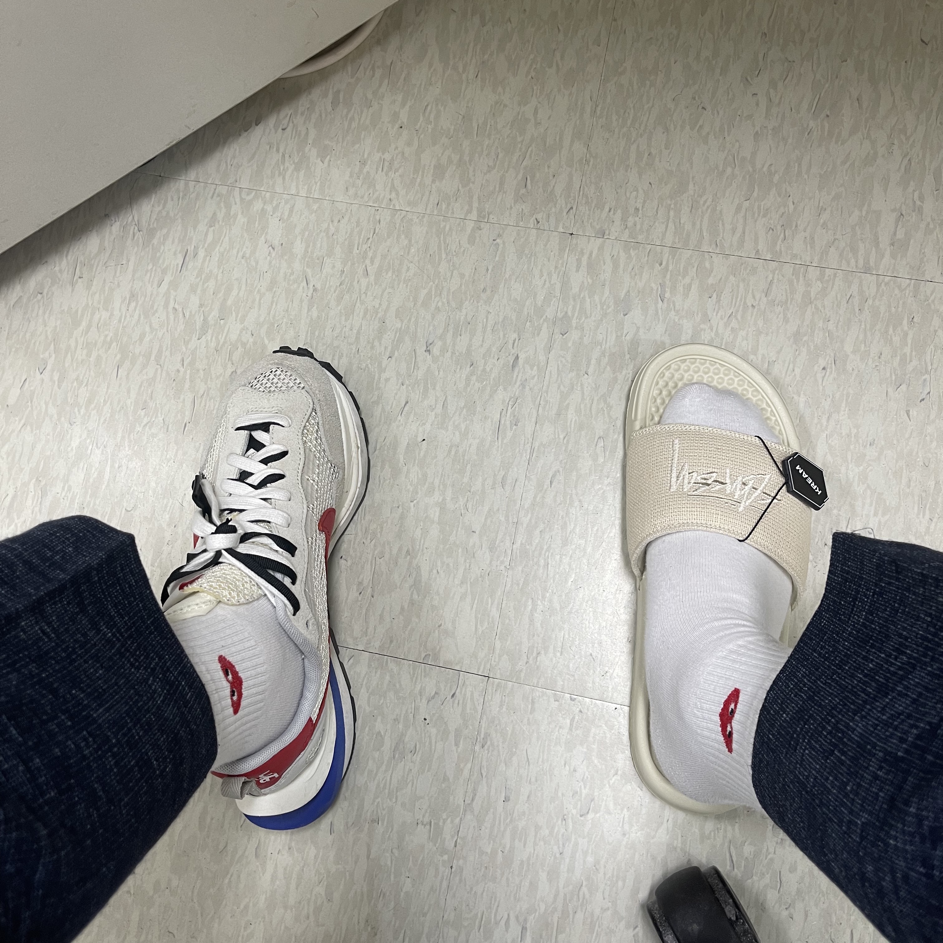 Nike x Stussy Benassi Hemp Slide Fossil Stone, Nike x Sacai VaporWaffle Royal Fuchsia 착용 스타일 - 1