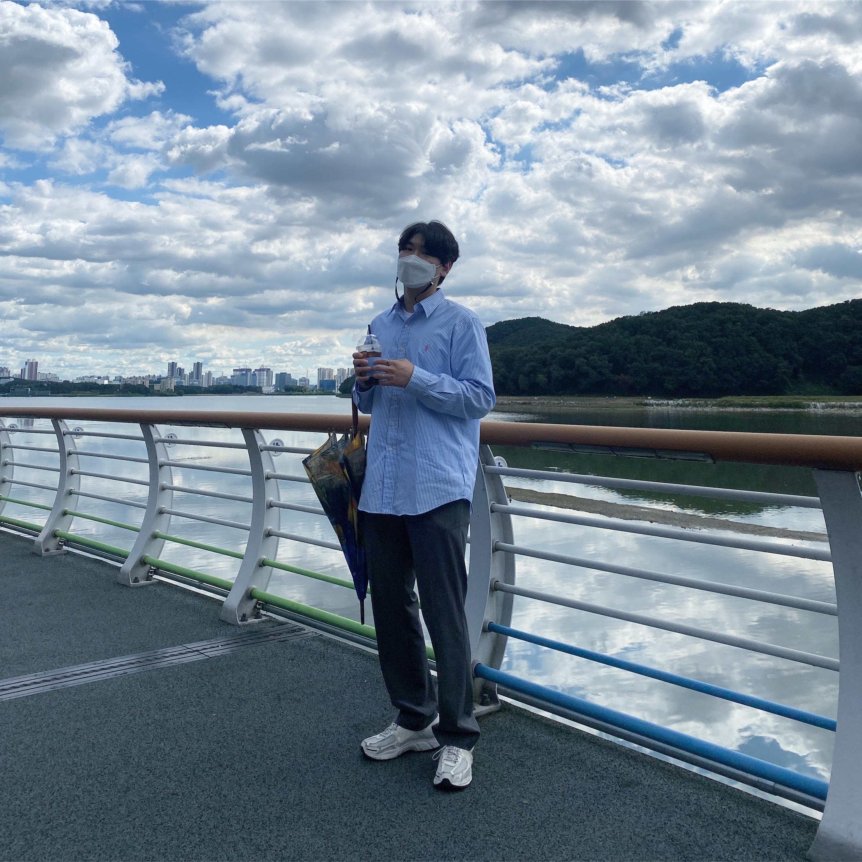 Nike x A-Cold-Wall Zoom Vomero 5 Sail 착용 스타일