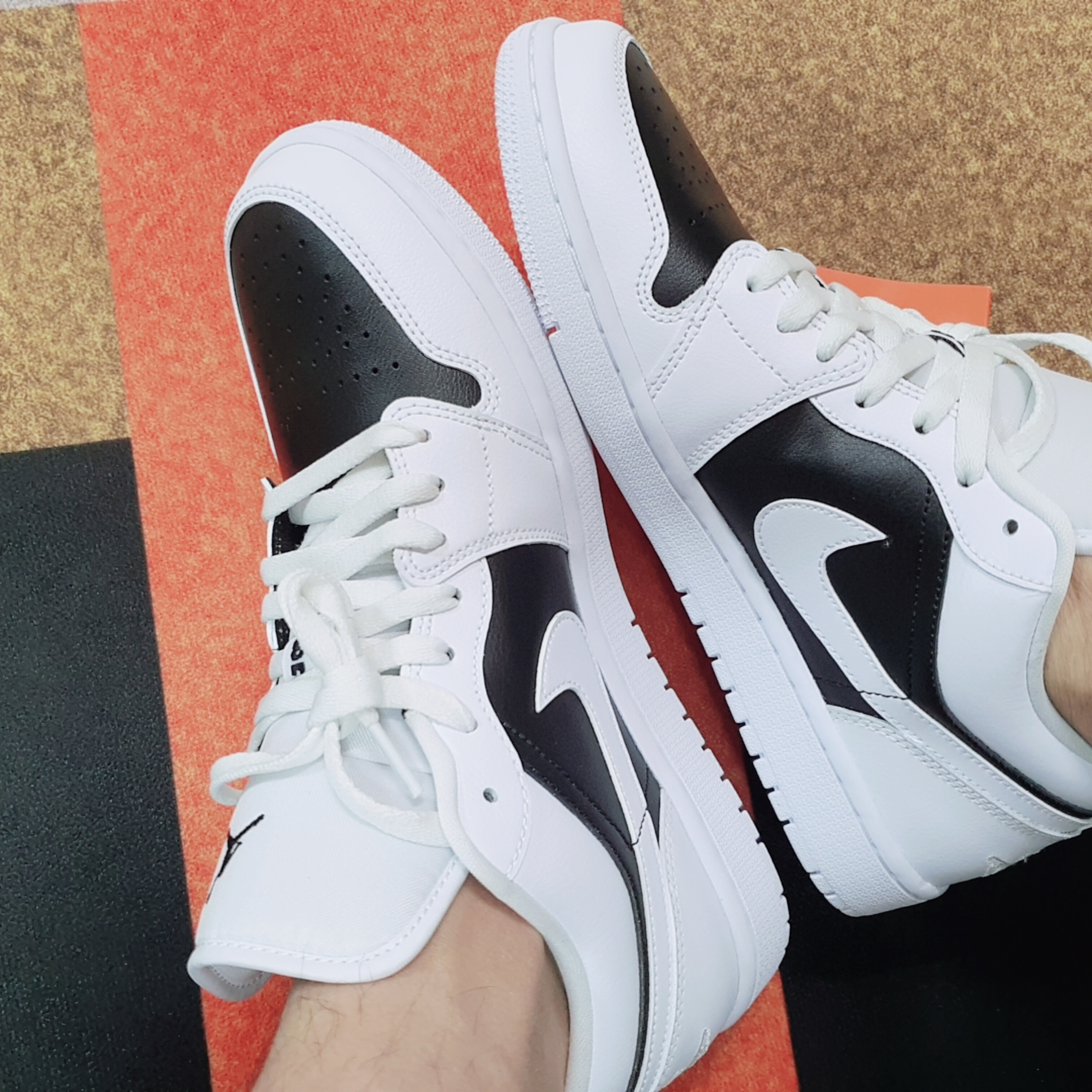(W) Jordan 1 Low Panda 착용 스타일 - 1