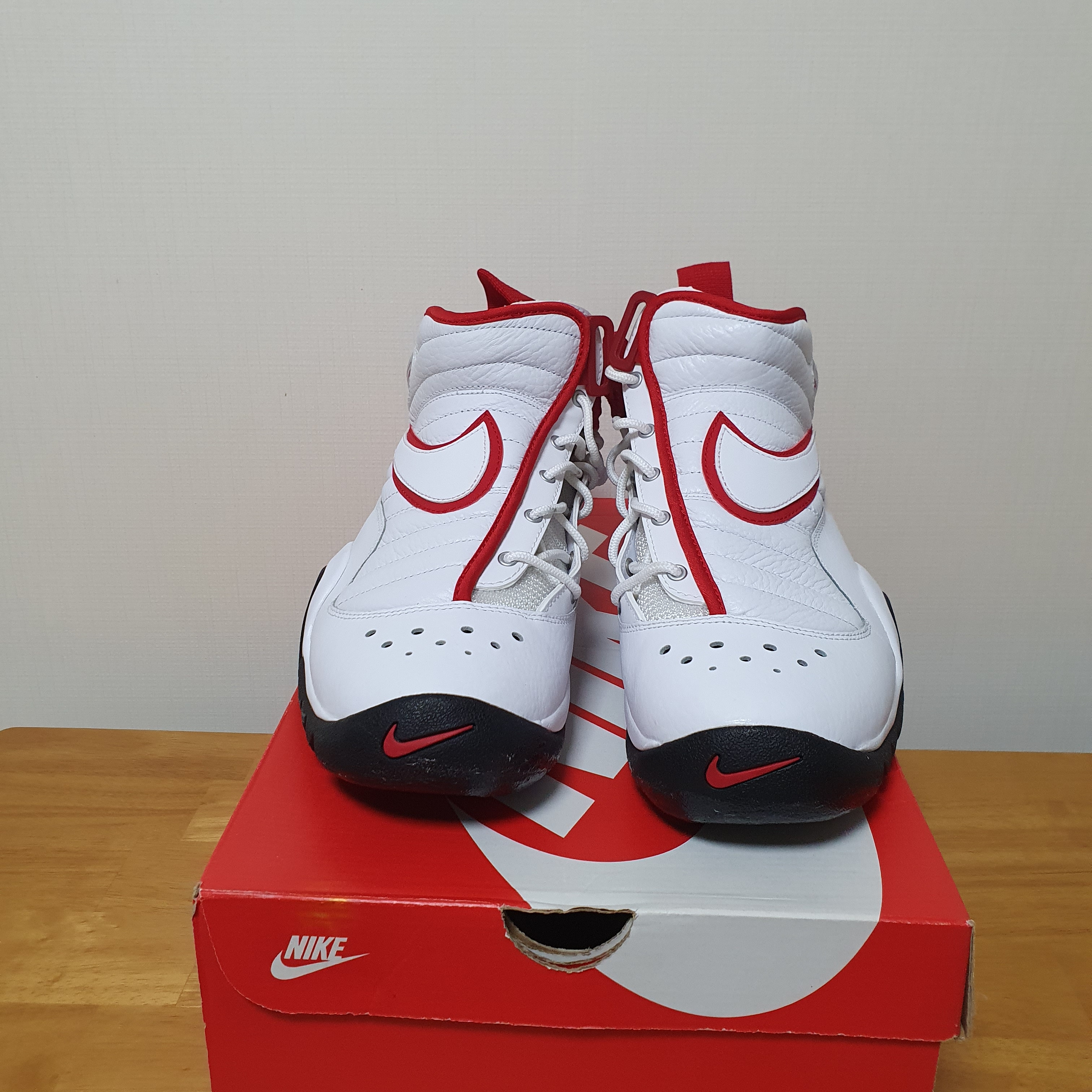 Nike Air Shake NDestrukt White Red 착용 스타일 - 2