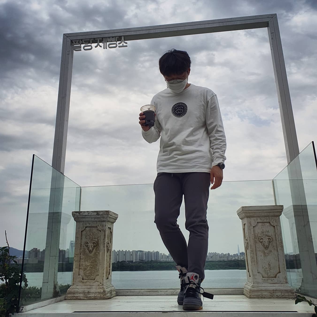 Nike x Stussy Big Swoosh LS T-Shirt White - US/EU, Jordan 5 x Off-White Retro SP Black Muslin 착용 스타일 - 3